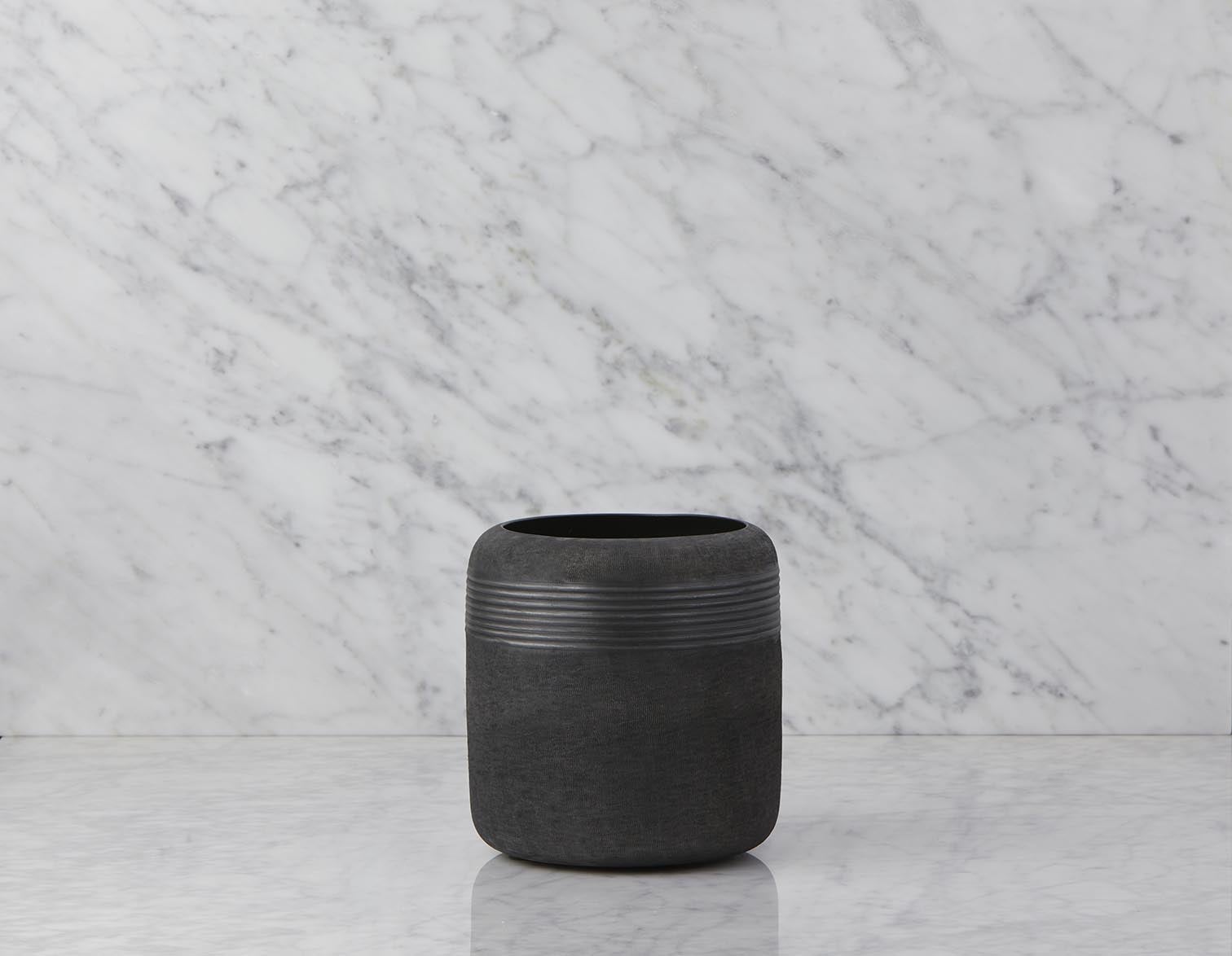 PIERRE - aluminum pot 19 cm - Black