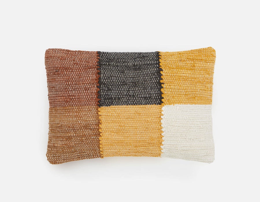 JIND coussin 16" x 24" undefined