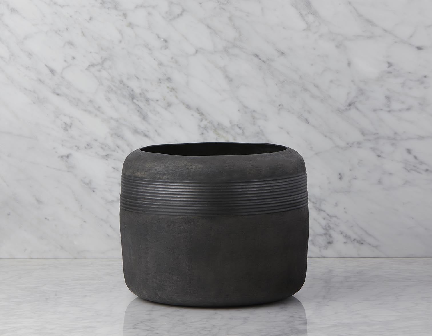 PIERRE - aluminum pot 32 cm - Black