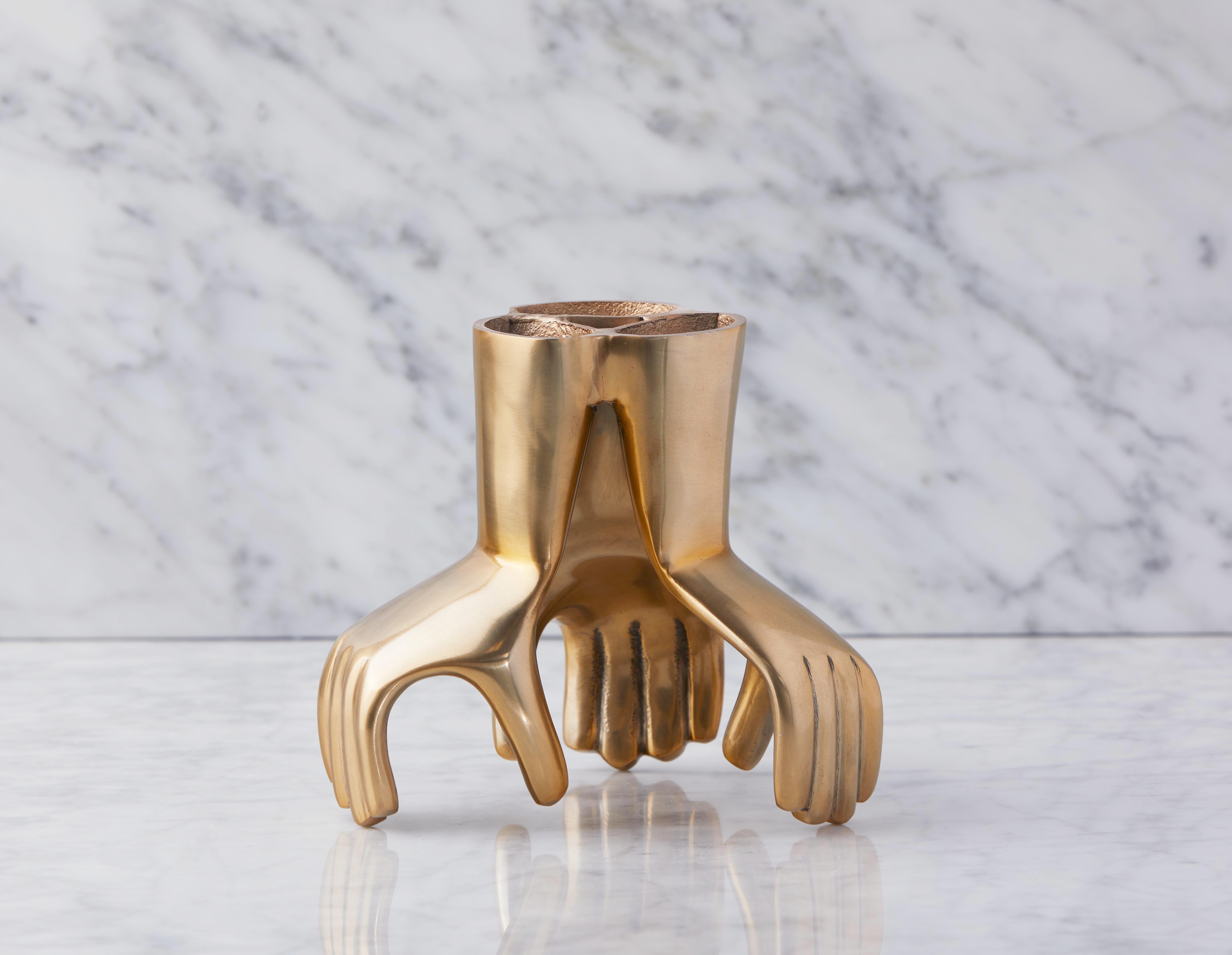 DOIGTS - aluminum vase 18 cm - Gold