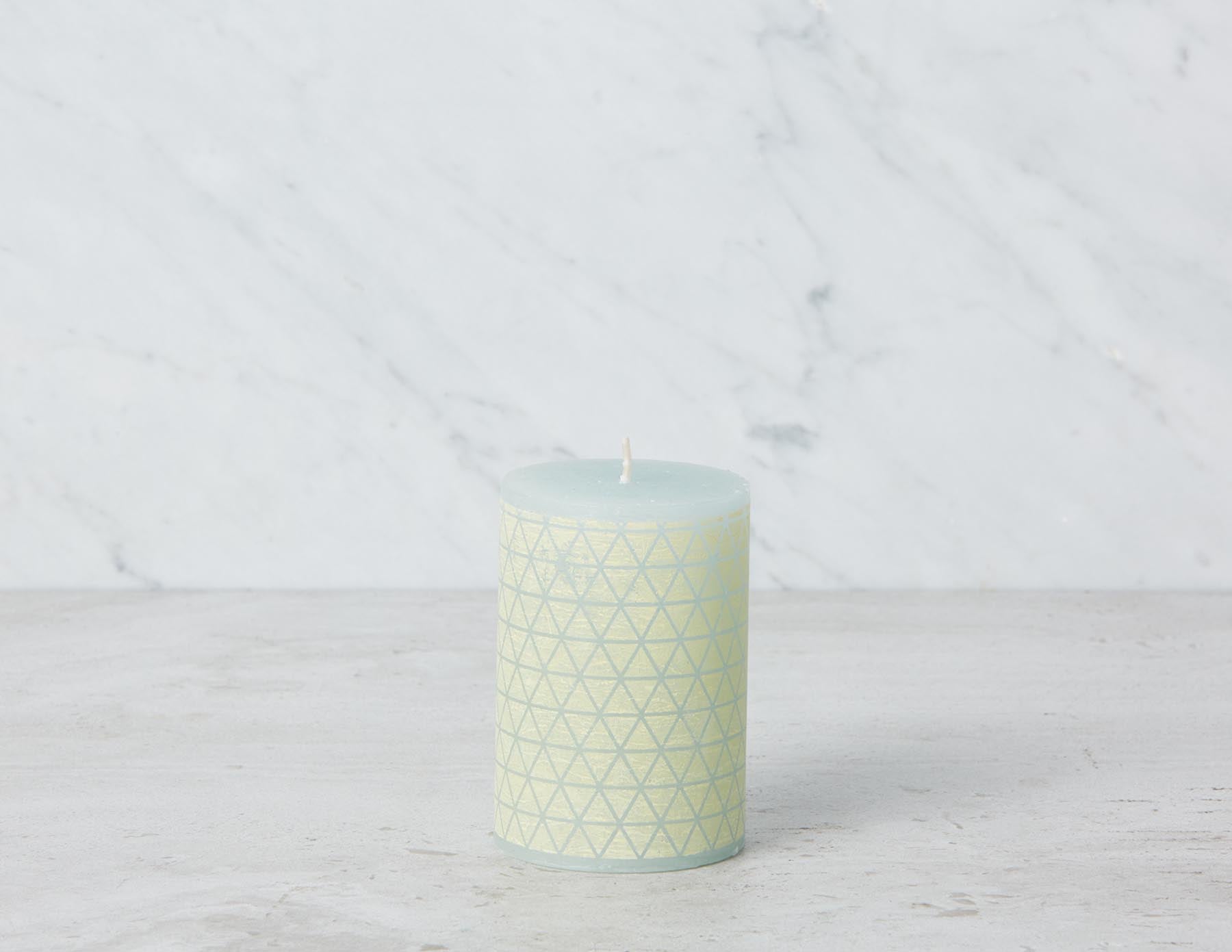 TRIGG - pillar candle 10 cm - Green