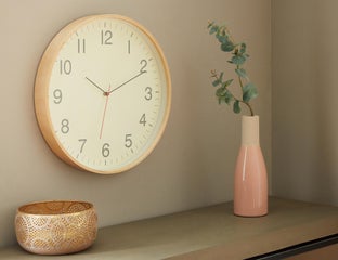 ORA - horloge murale en bois 40 cm - Naturel