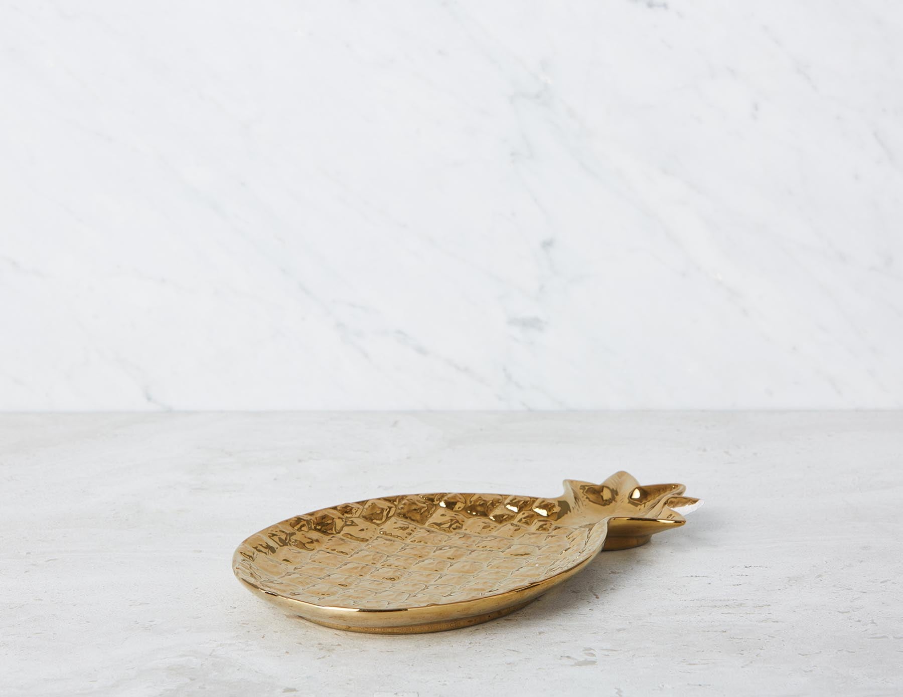 ANANAS I - pineapple-shaped plate 26 cm - Gold