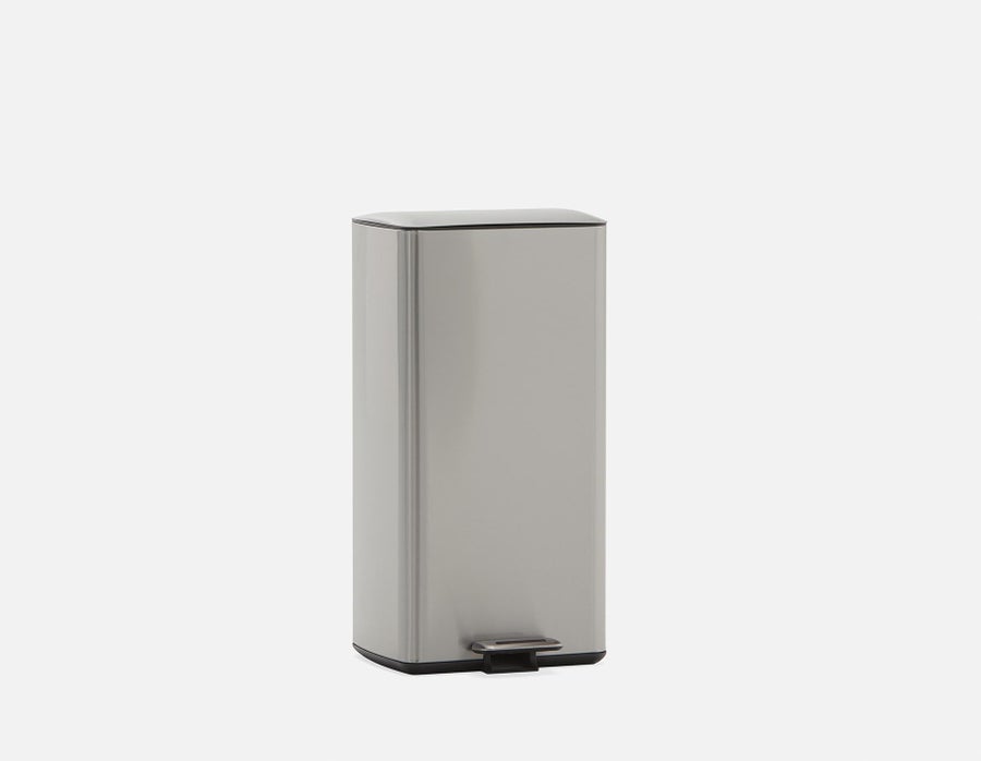 CUMULO stainless steel pedal waste bin 30 l undefined