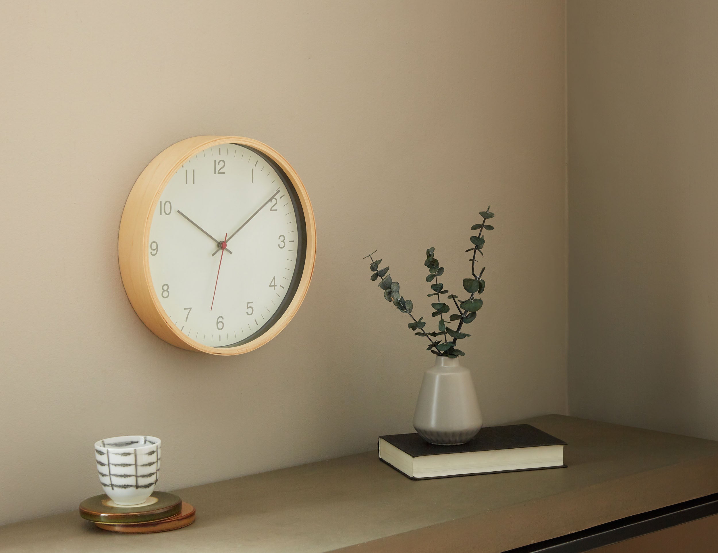 ORA - horloge murale en bois 26 cm - Naturel