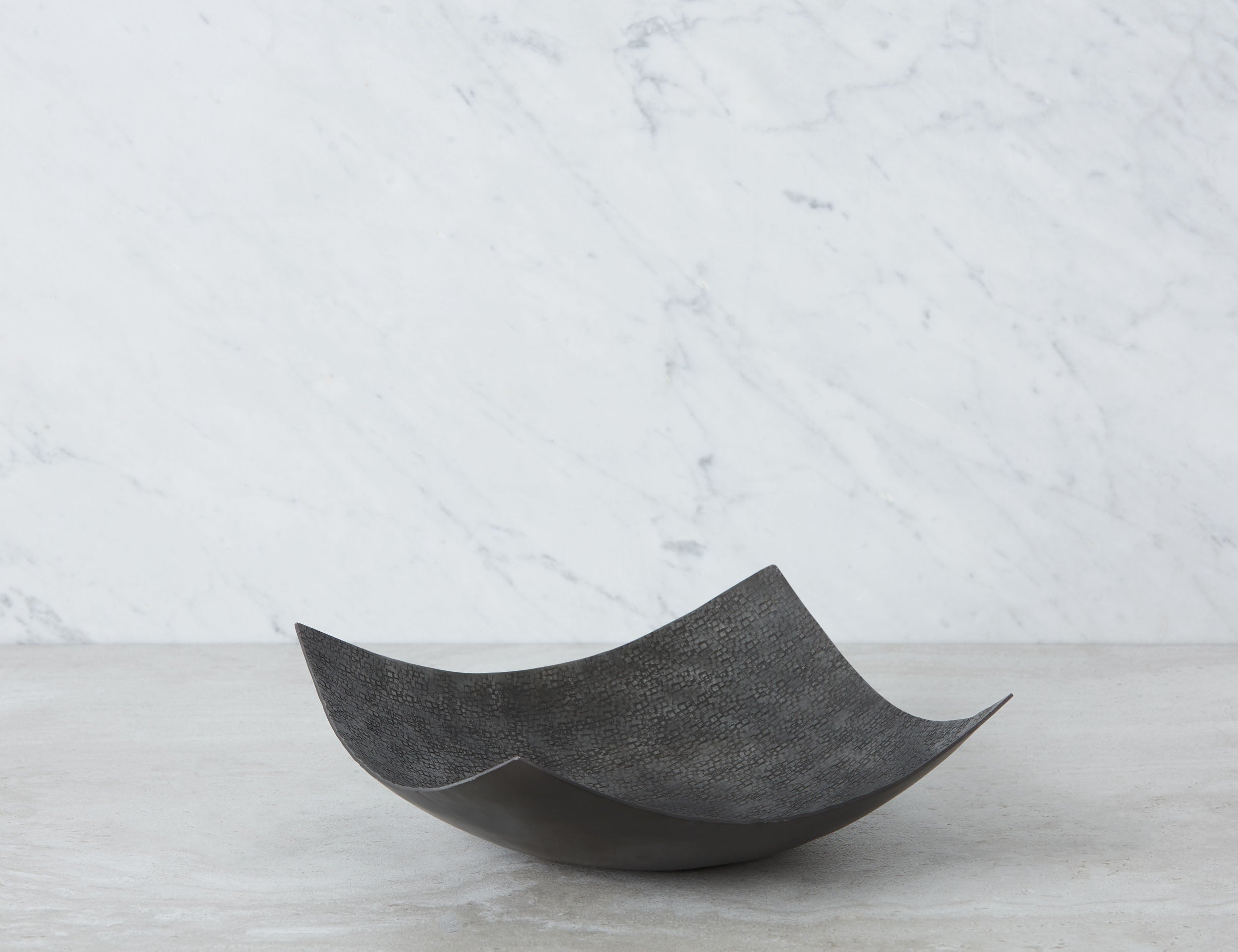 SAGAR - aluminum bowl 27 cm - Black