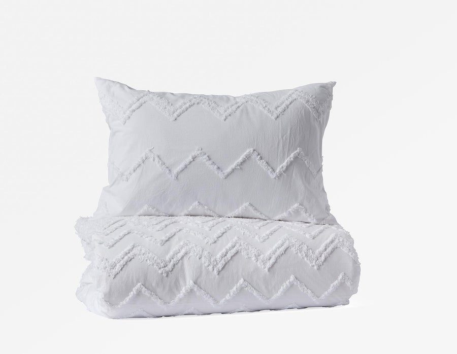 NALA 3-piece queen duvet cover set undefined