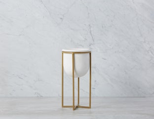 MYR - planter with stand 31 cm - White