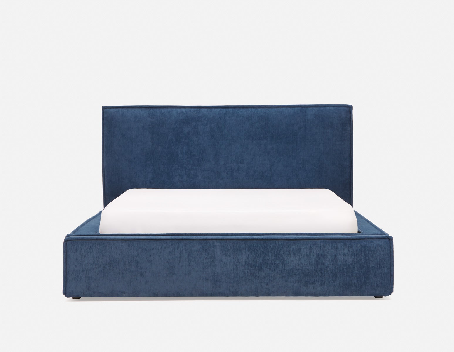 SORGUE upholstered queen size bed with storage undefined