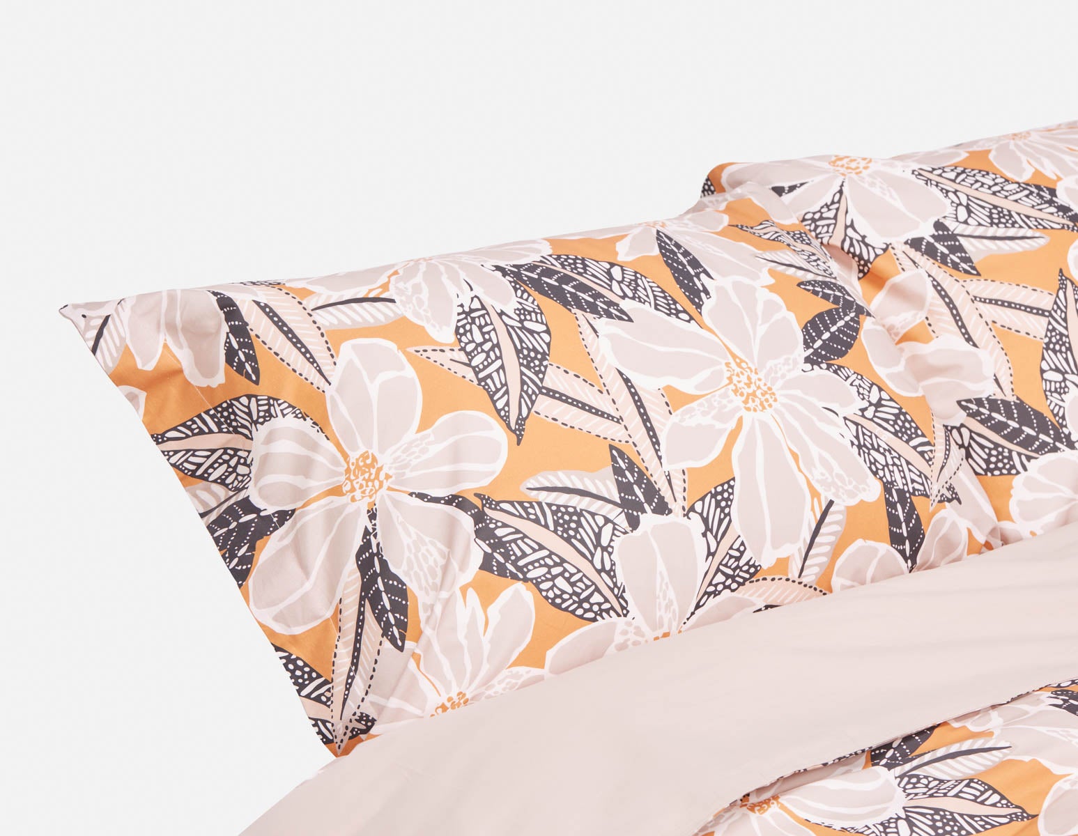 CALEDONIA 3-piece queen duvet cover set undefined