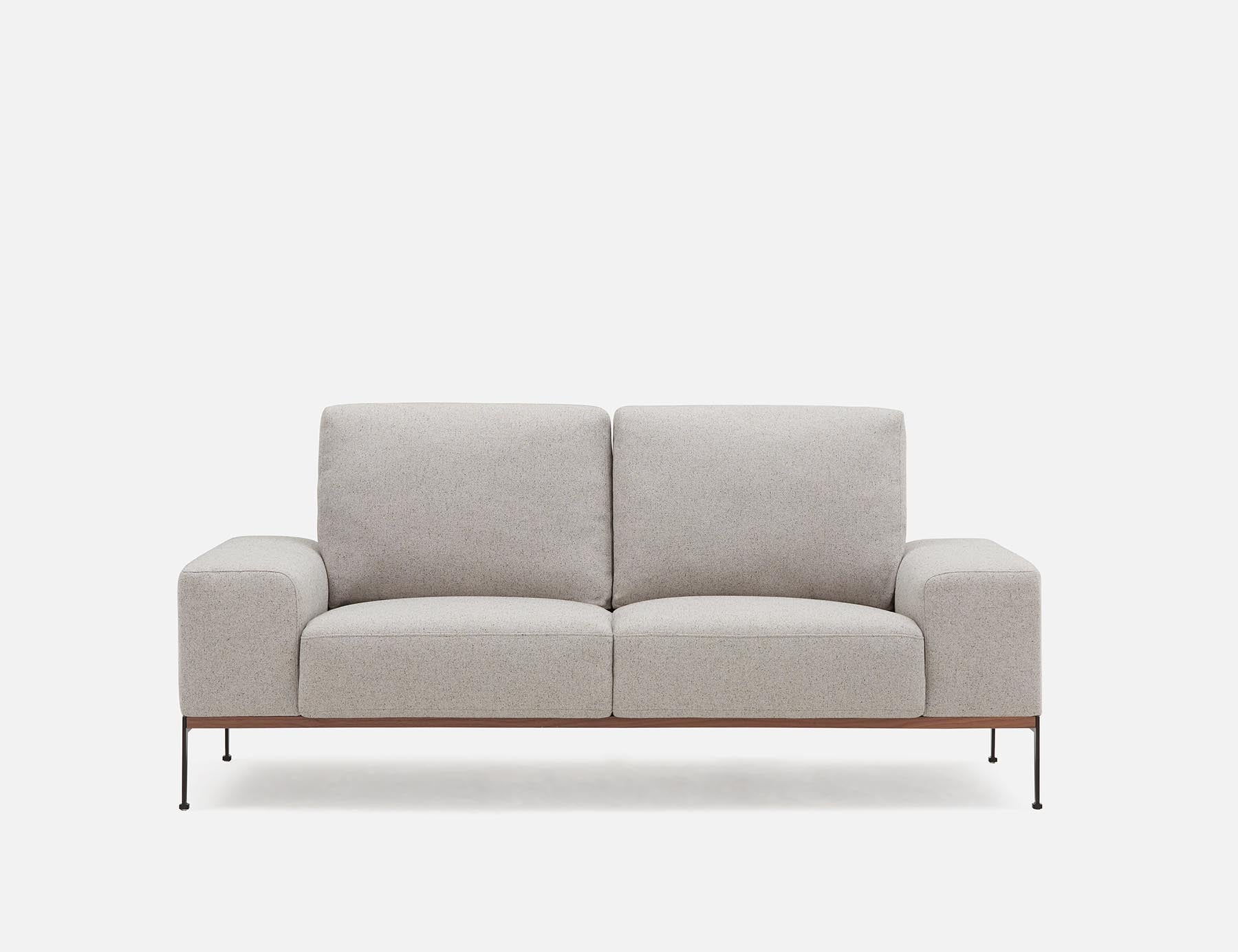 PRESTON loveseat undefined