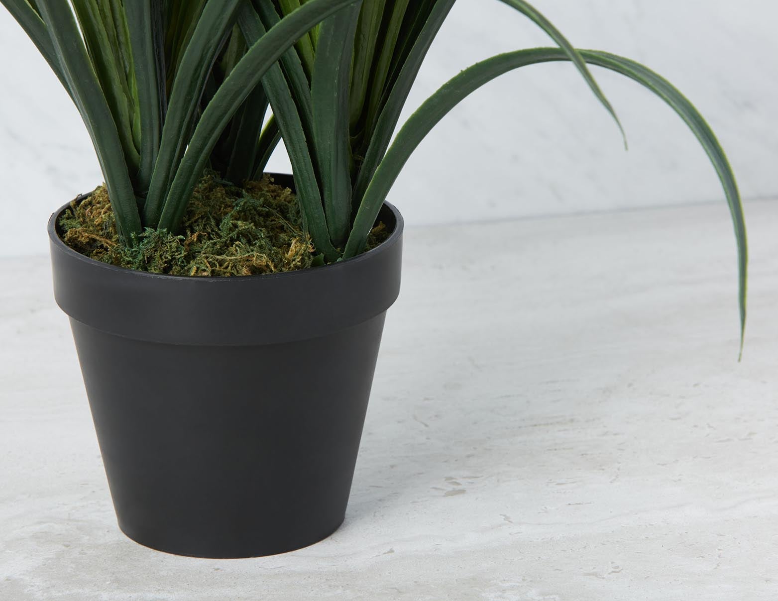 DRACAENA plante artificielle en pot 50 cm undefined