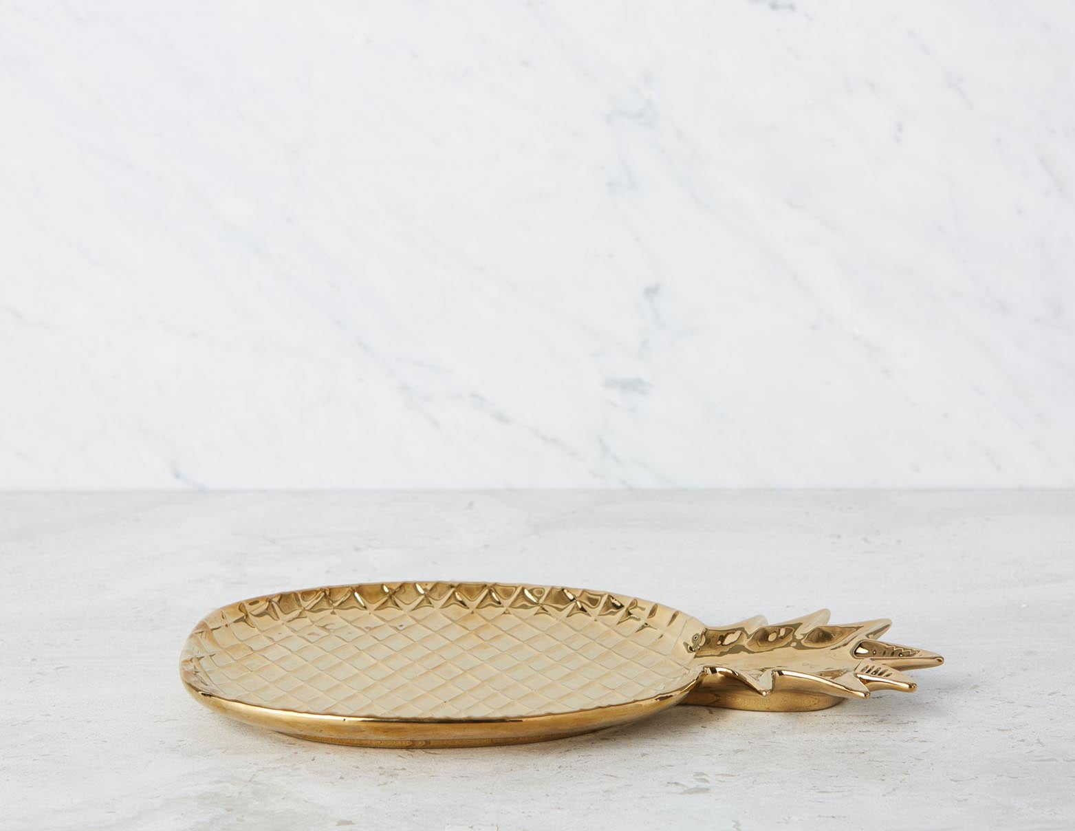 ANANAS II pineapple-shaped plate 32 cm undefined