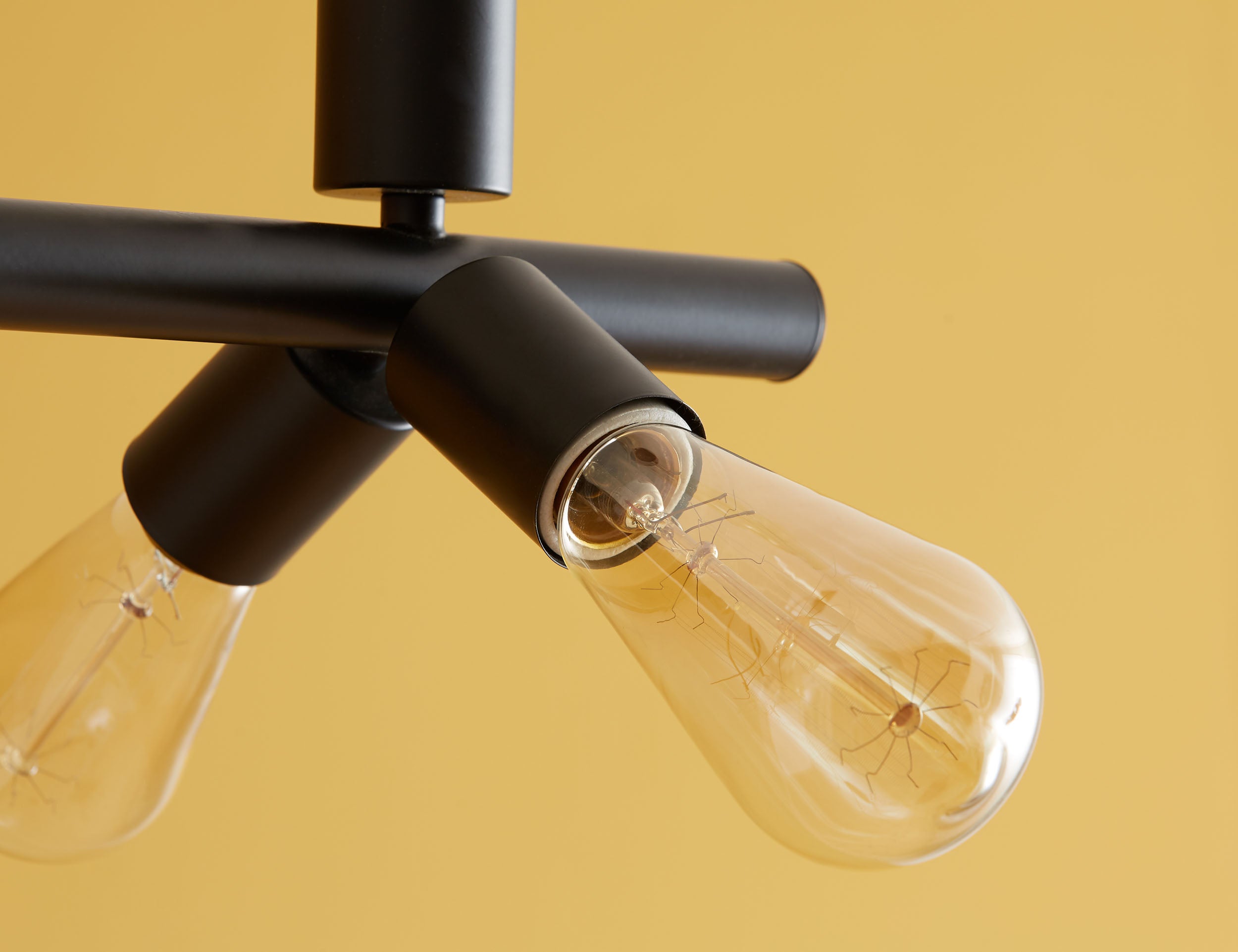 WINFIELD suspension 80 cm long. undefined
