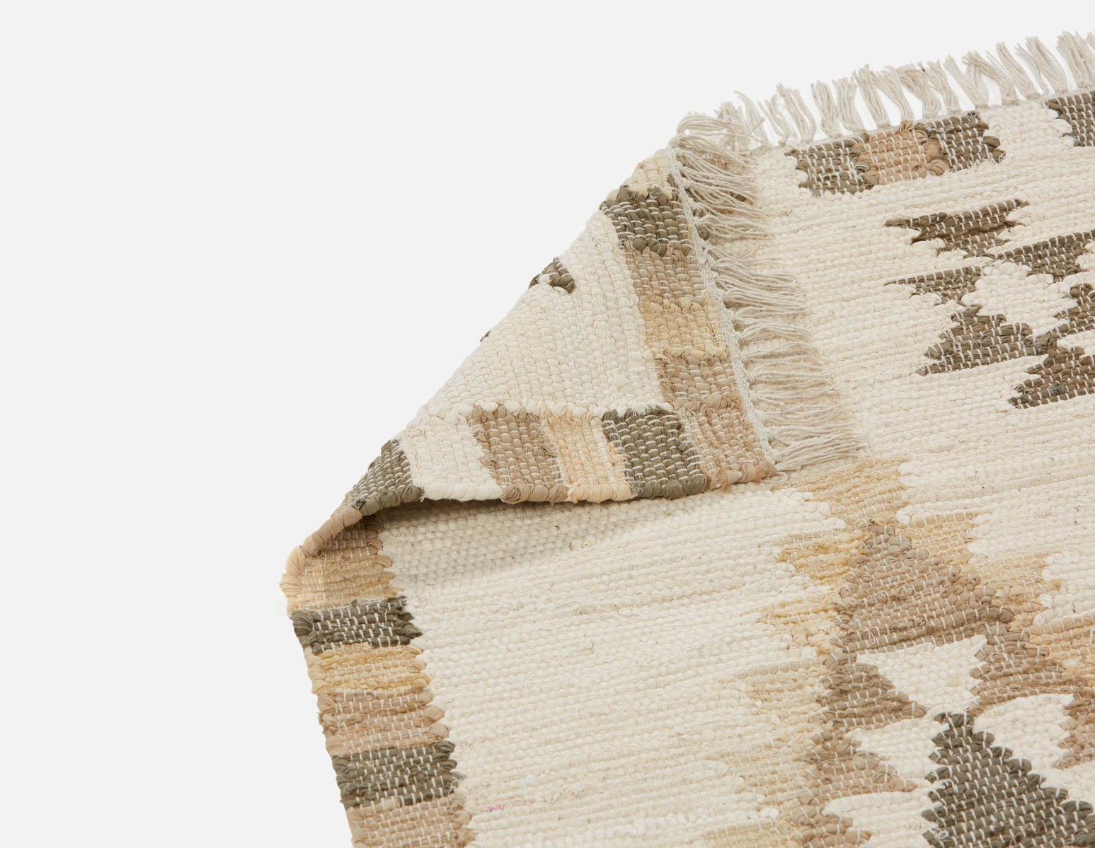 DODA tapis chindi en coton à franges 2.3' x 4.7' undefined