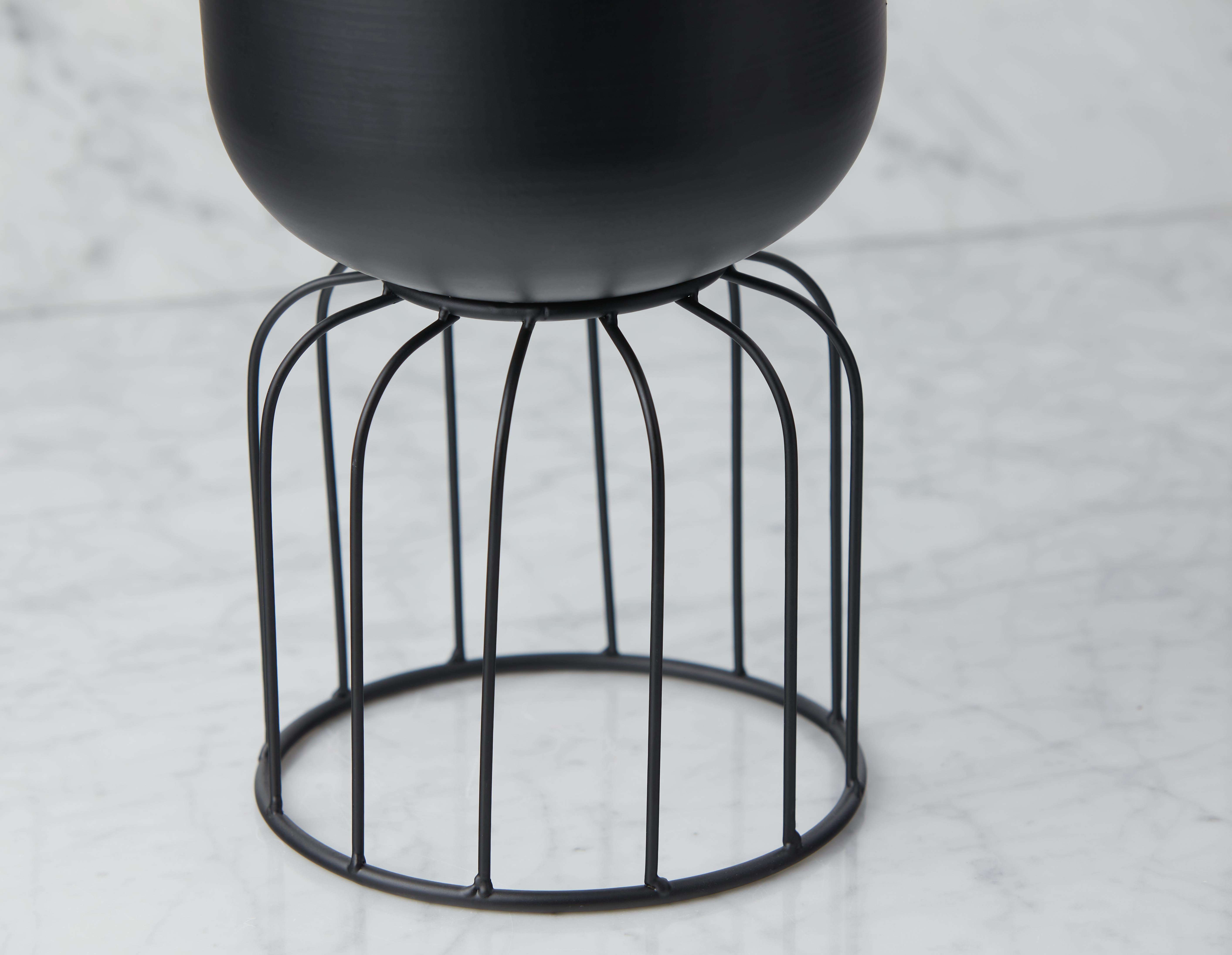 CAGI cache-pot en métal et support 35 cm undefined