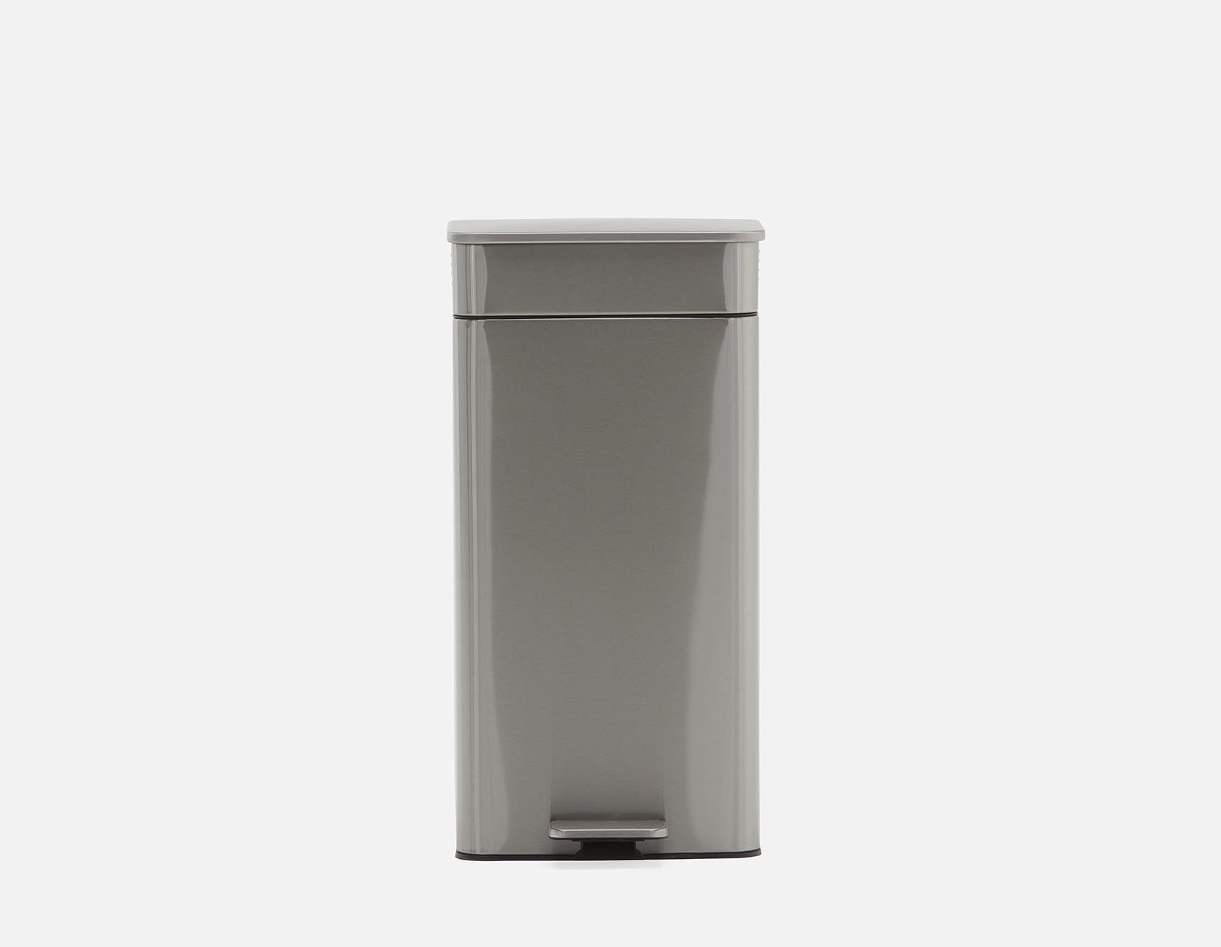 CIRRO stainless steel pedal waste bin 30 l undefined