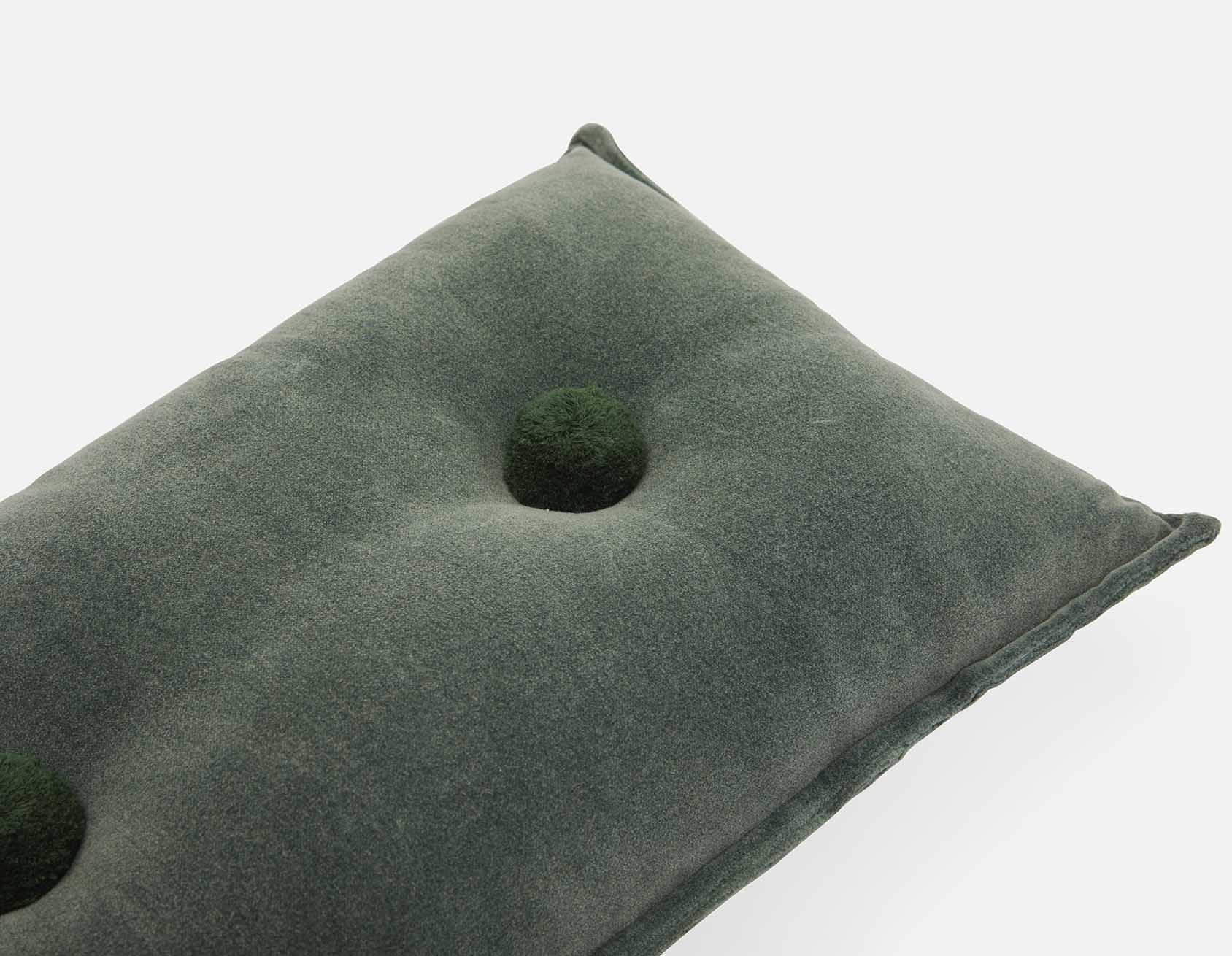 ALENA coussin en velours 30 cm x 50 cm undefined