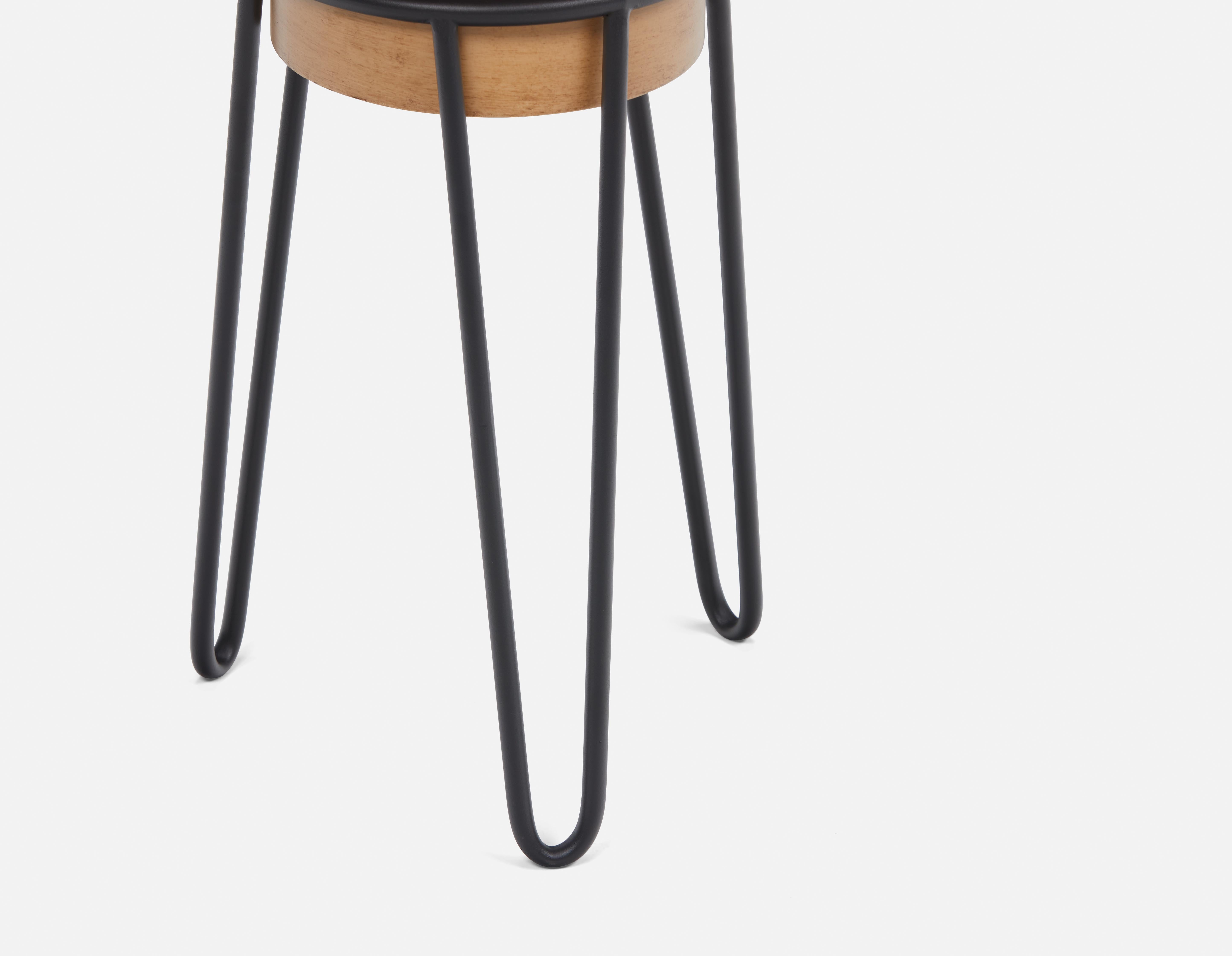 BANVILLE cache-pot en métal et support 33 cm undefined