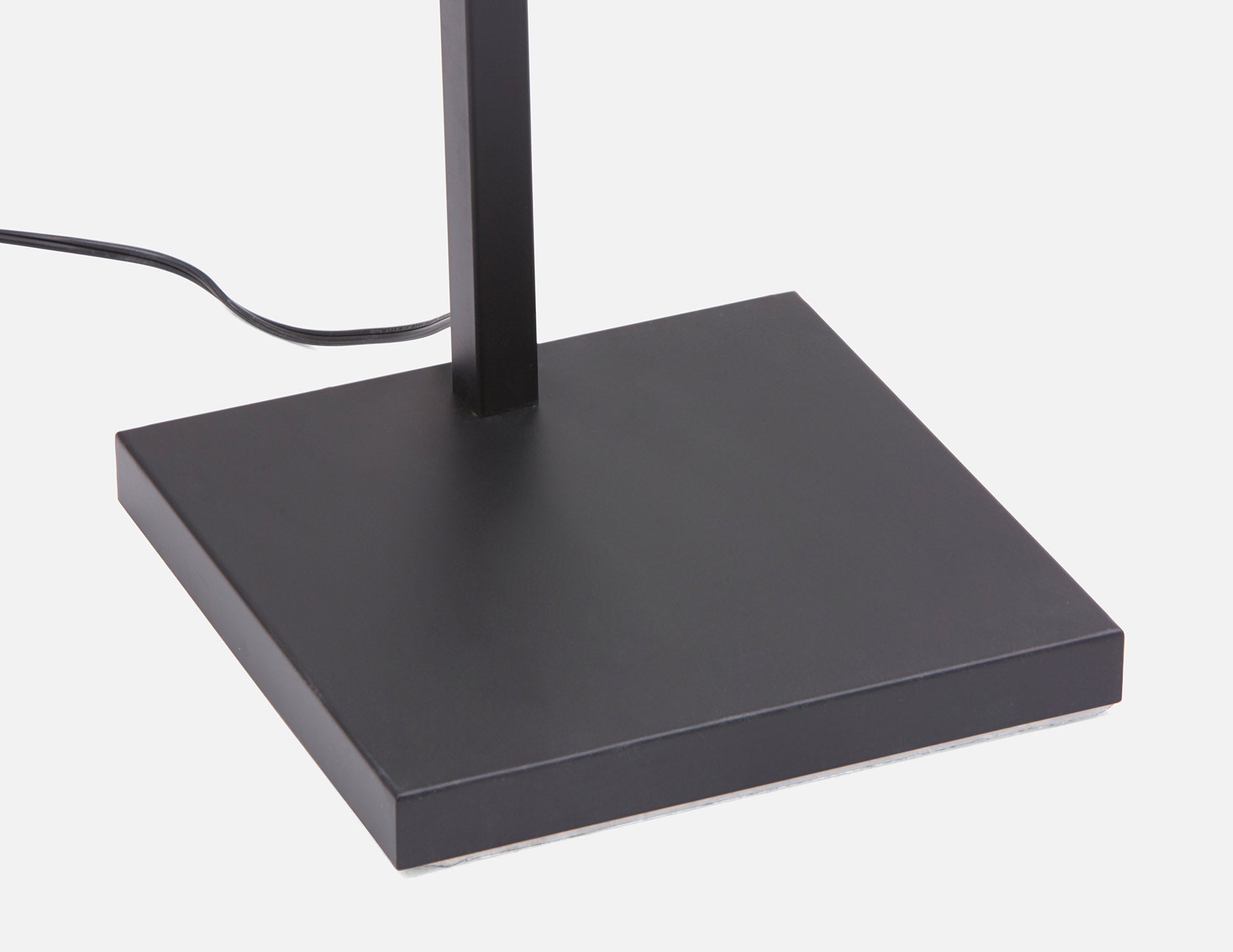NILO lampe sur pied 180 cm haut. undefined