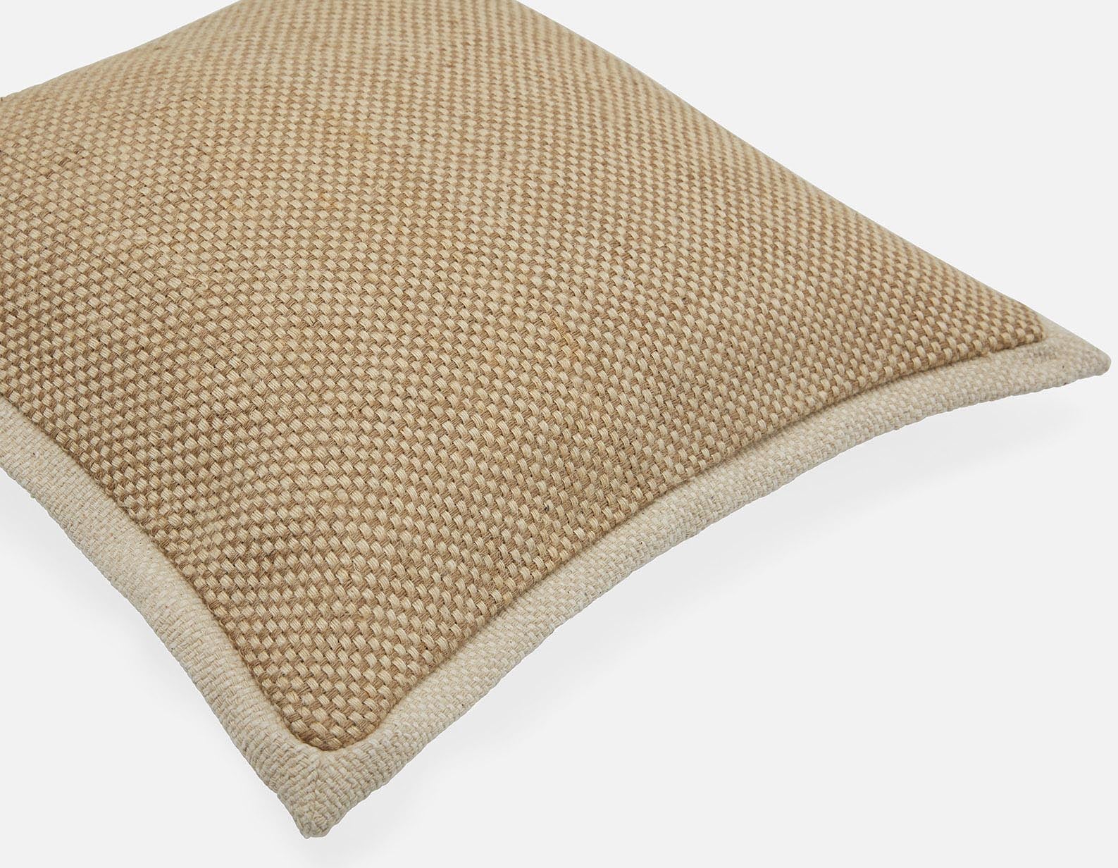 BETTEZ jute cushion 45 cm x 45 cm undefined