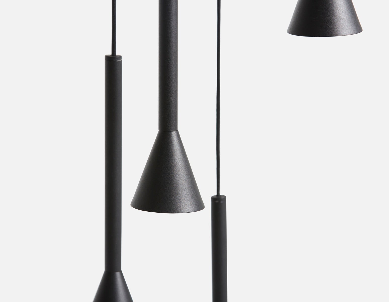 SALGUEIRO suspension 160 cm haut undefined