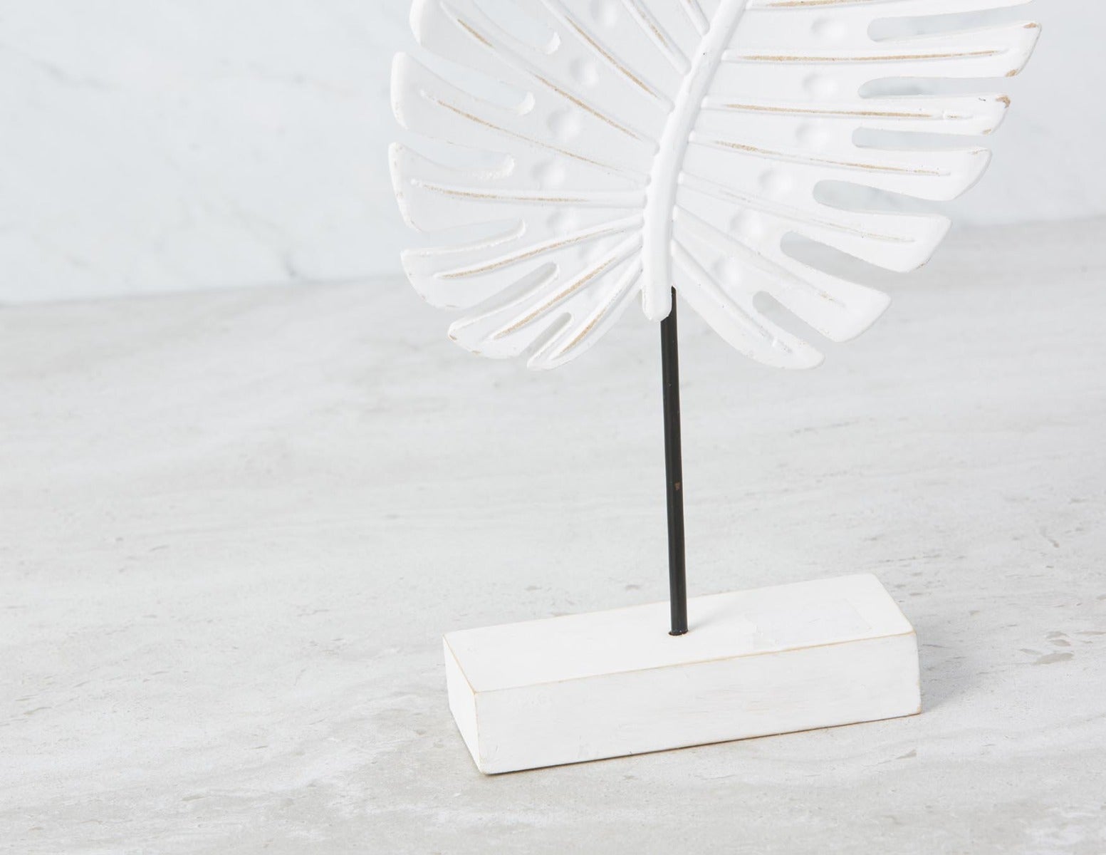 ARECA sculpture 38 cm undefined