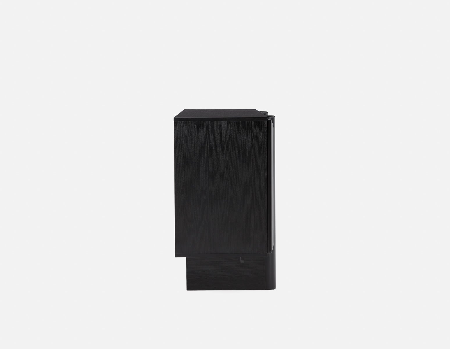 SOLO 4-door sideboard undefined