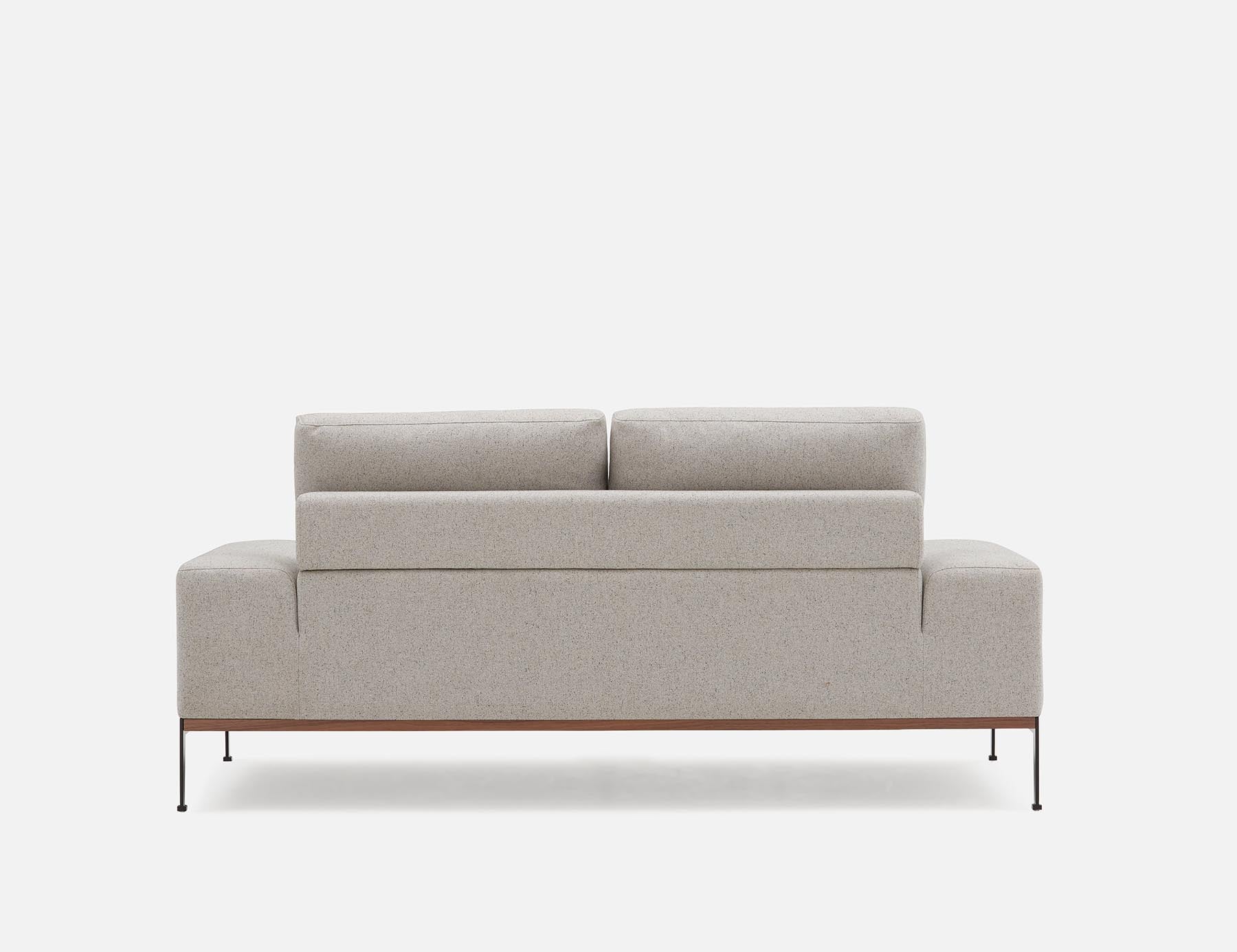 PRESTON loveseat undefined