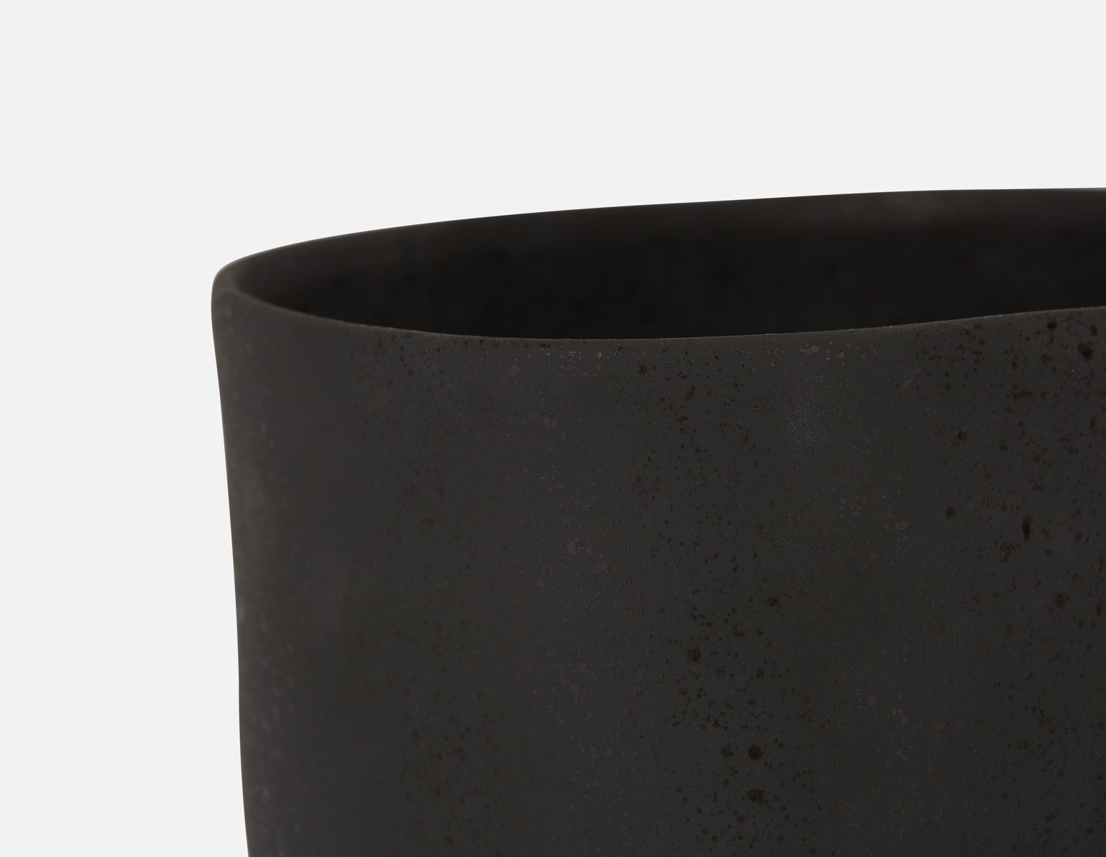 DONOVAN ceramic vase 23cm undefined