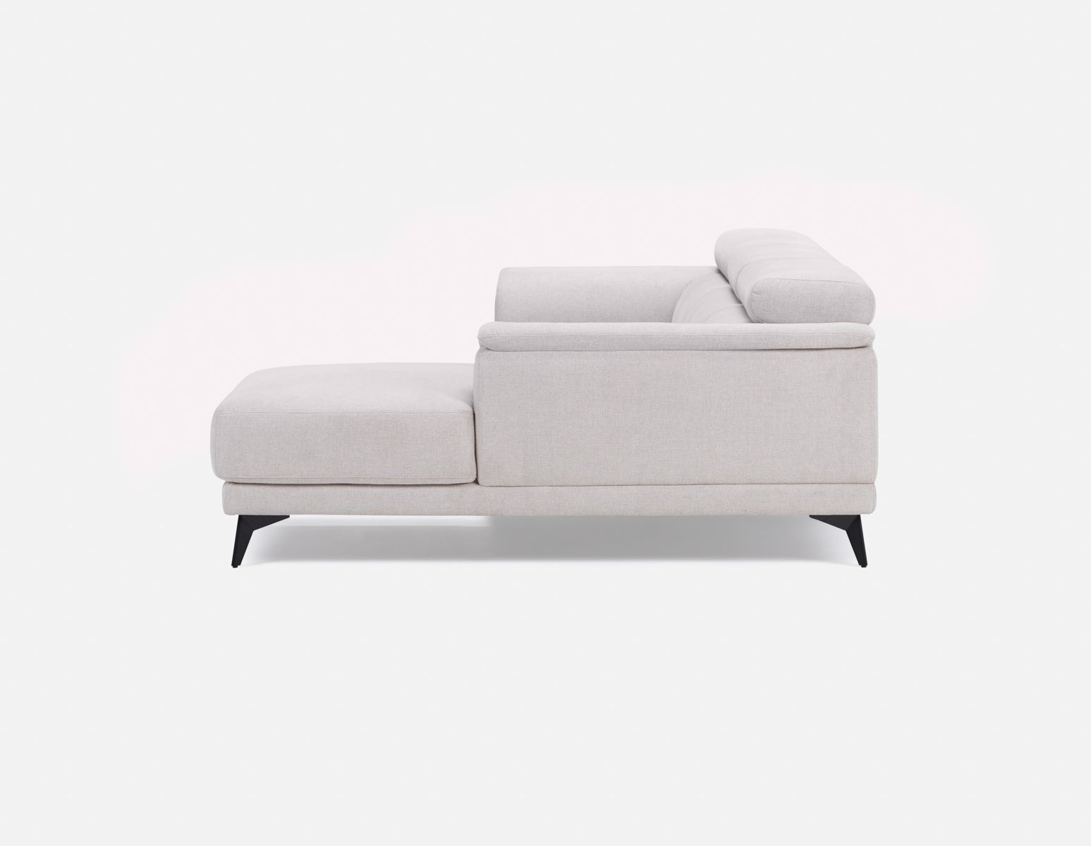 VENTURA modern right-facing sectional sofa undefined
