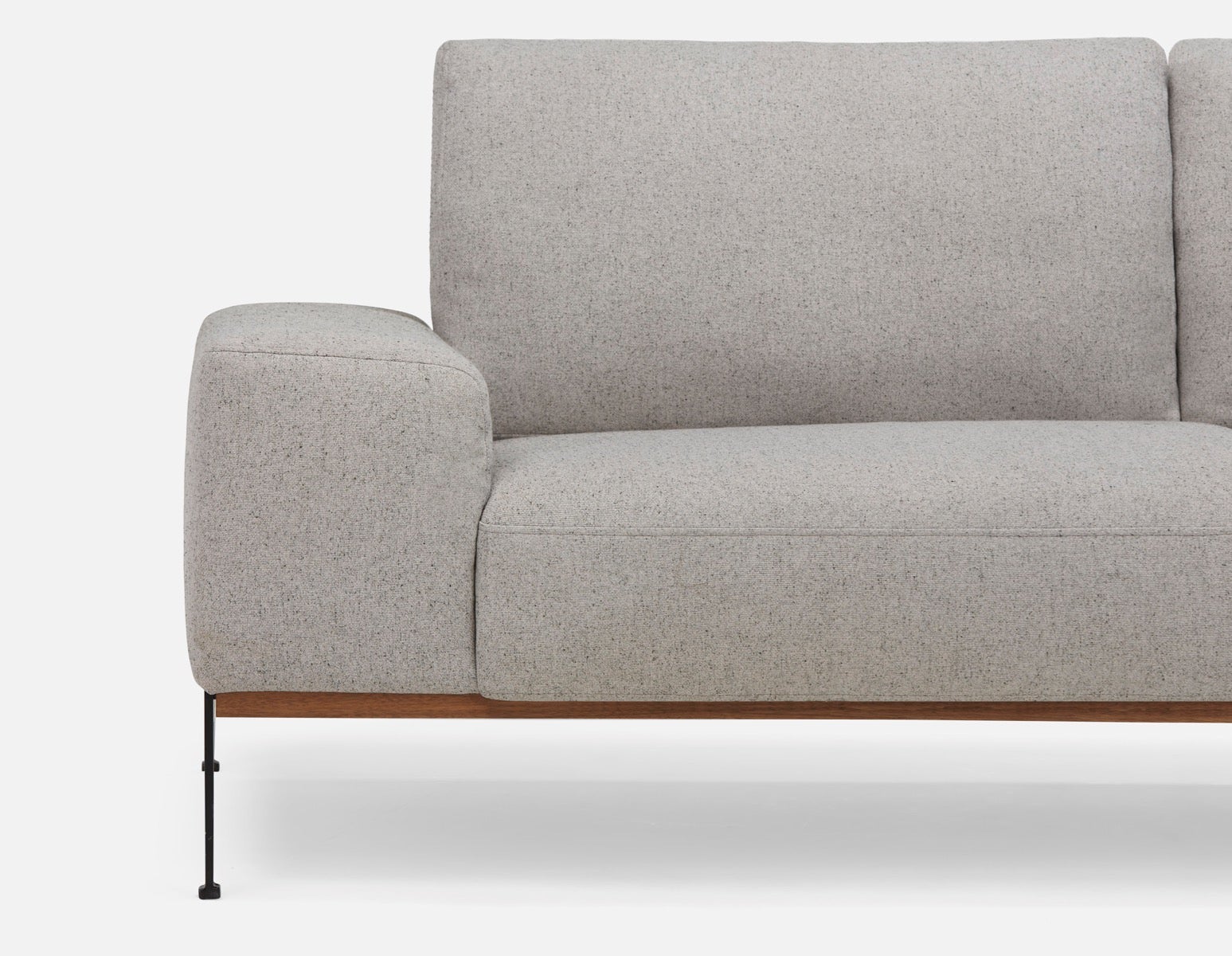 PRESTON modern right-facing sectional sofa undefined