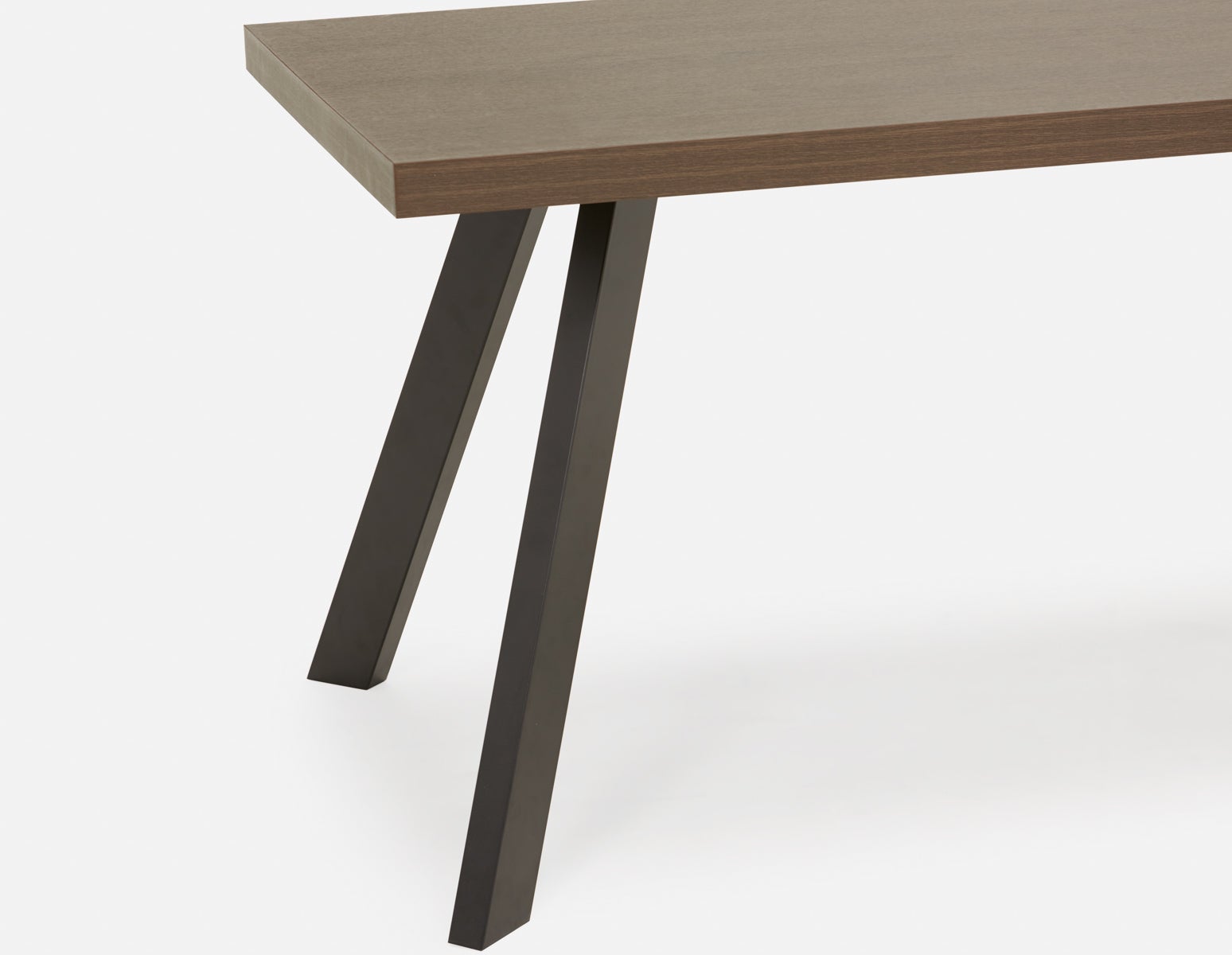 OZZY contemporary dining table 140 cm undefined