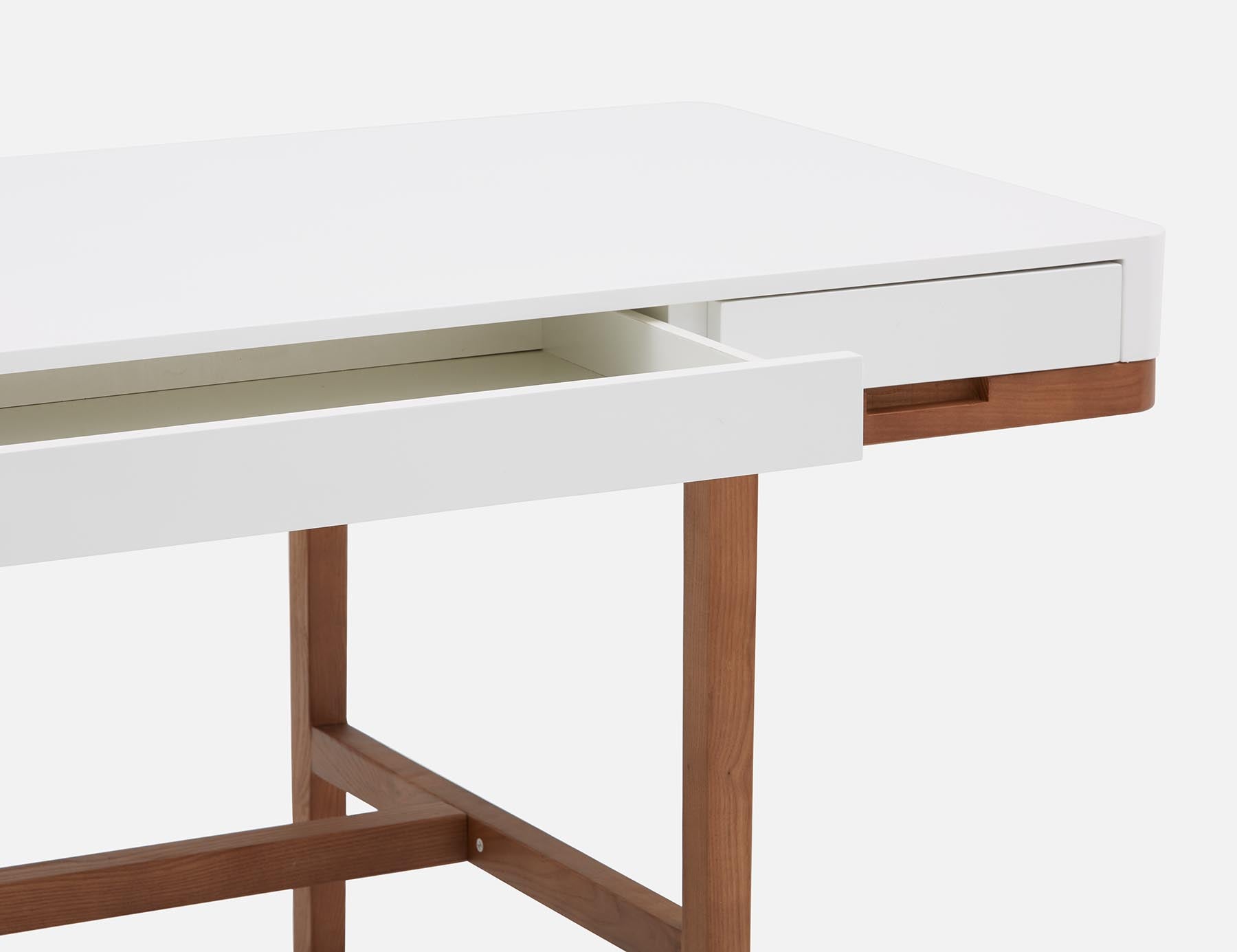 ADEL bureau en bois de frêne 166 cm undefined