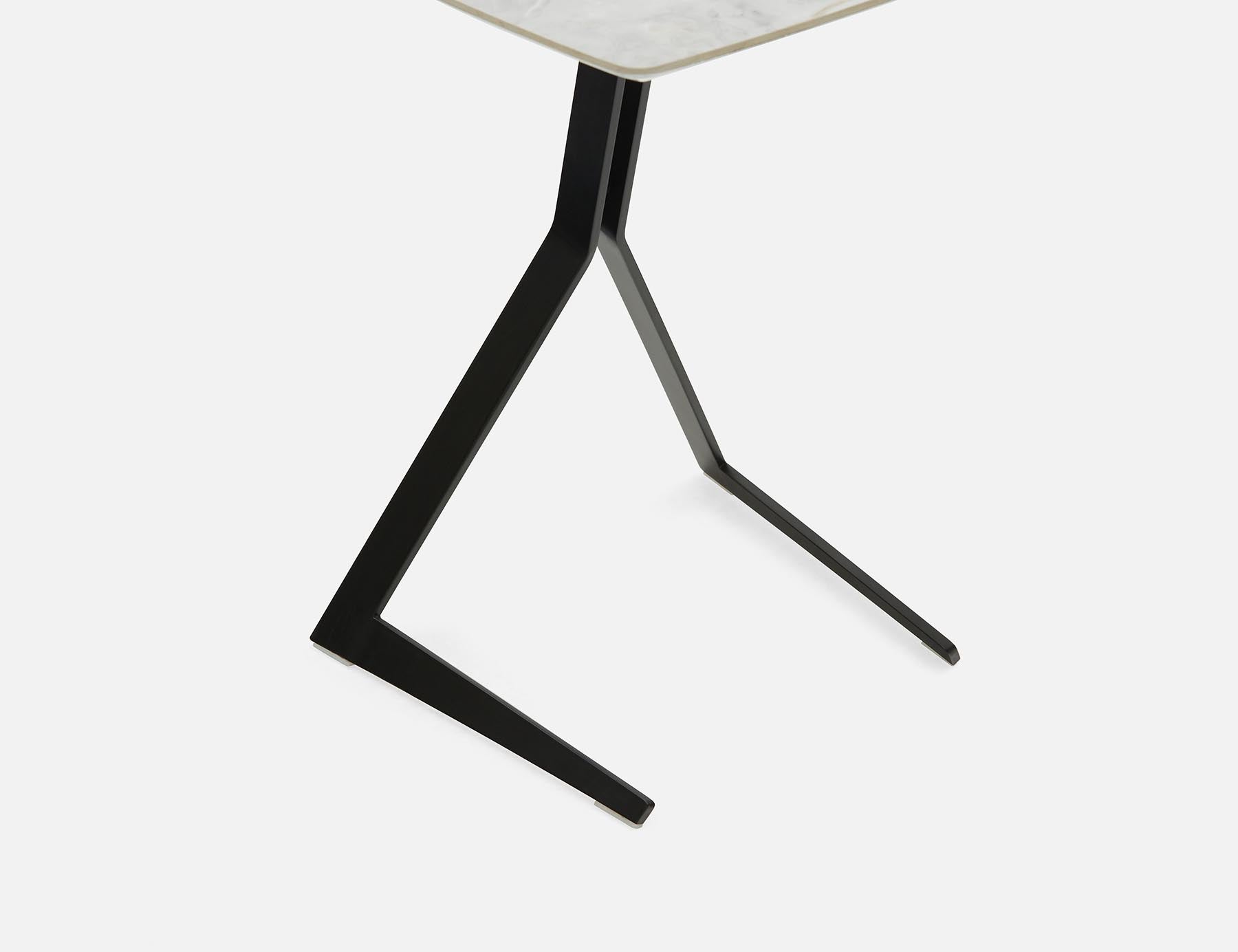 QOM table d'appoint en céramique undefined