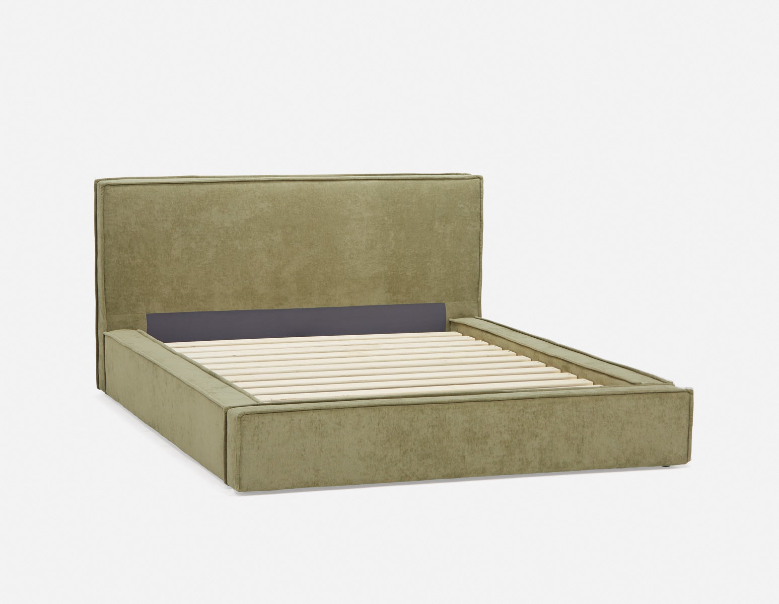SORGUE upholstered king size bed with storage undefined