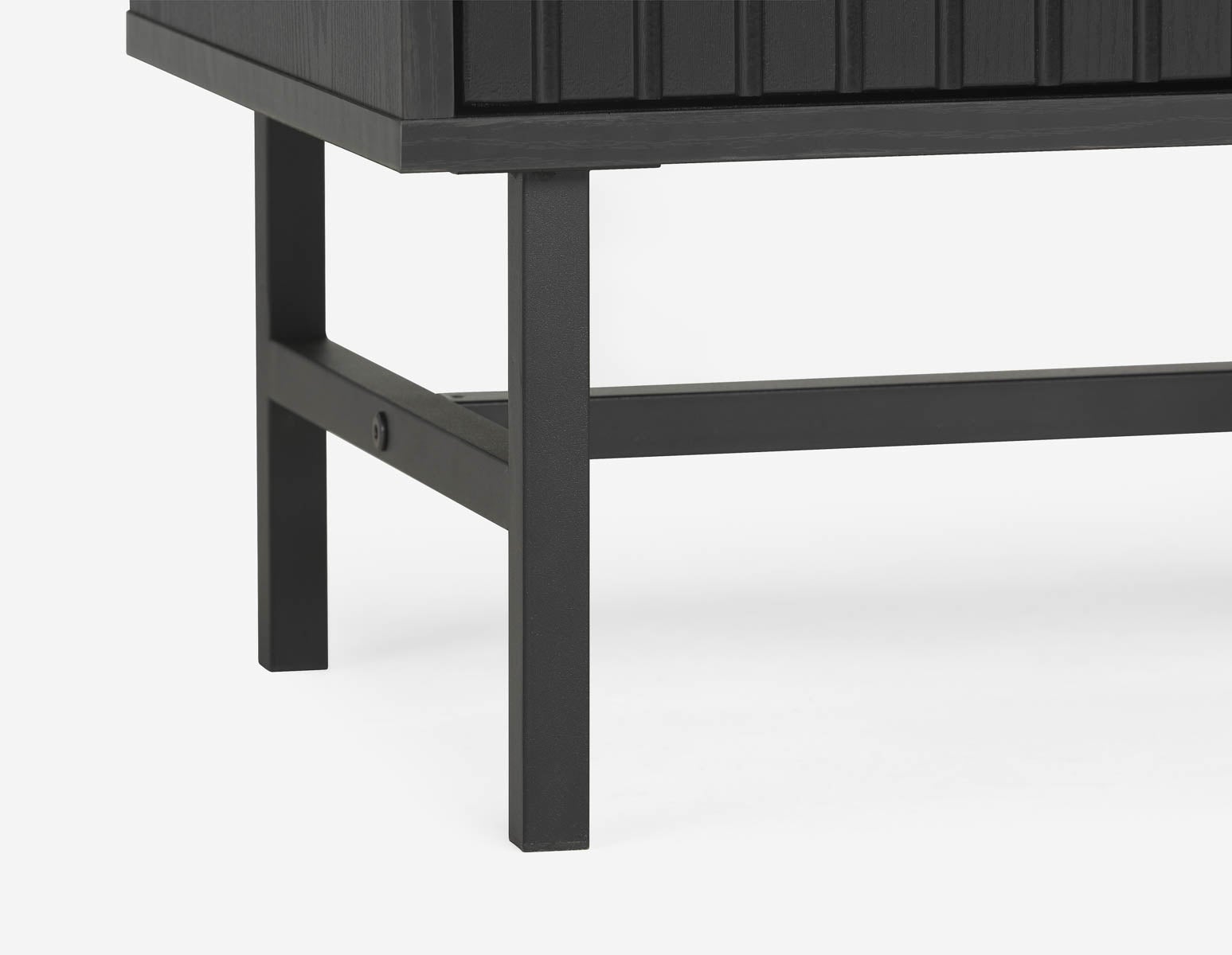 MONTANA end table undefined