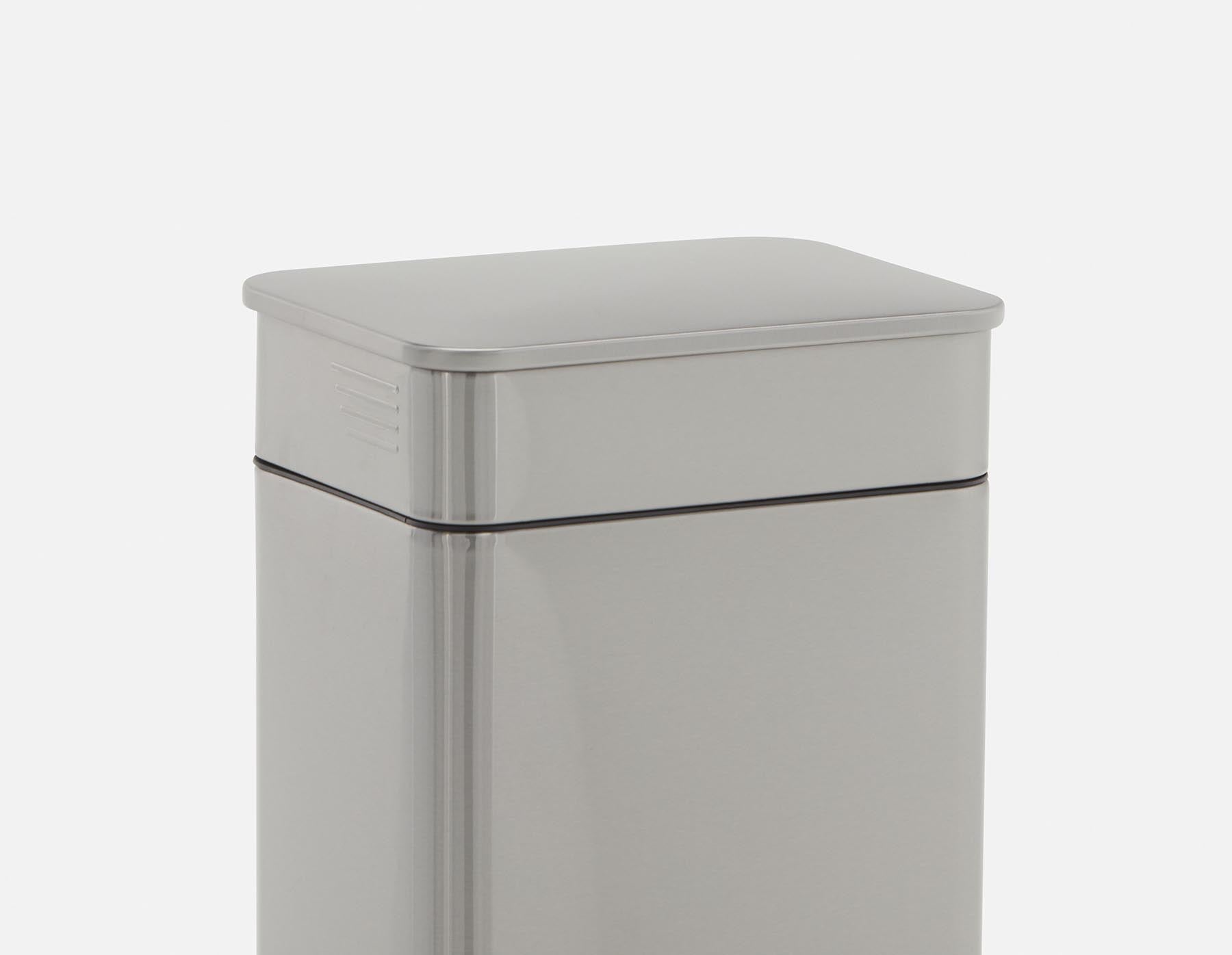 CIRRO stainless steel pedal waste bin 30 l undefined
