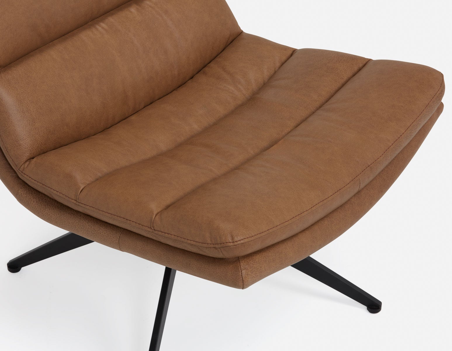 DORADA 100% leather swivel armchair undefined