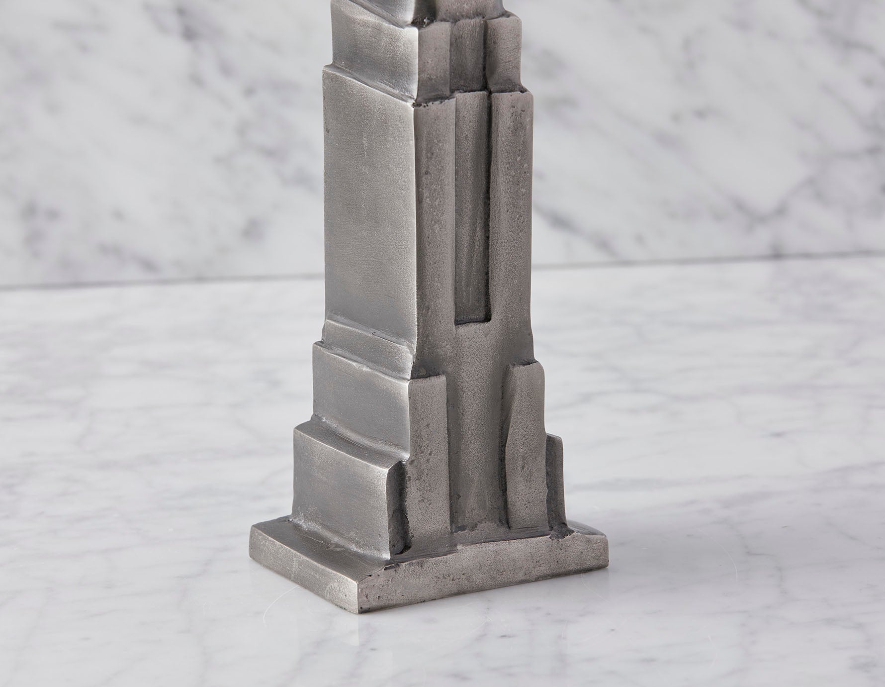 RUDY sculpture en aluminium 30 cm undefined