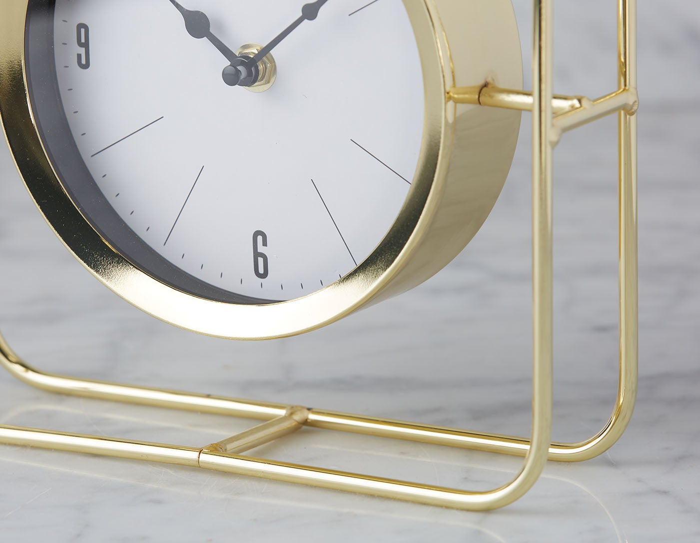HEURE horloge de table 22 cm undefined