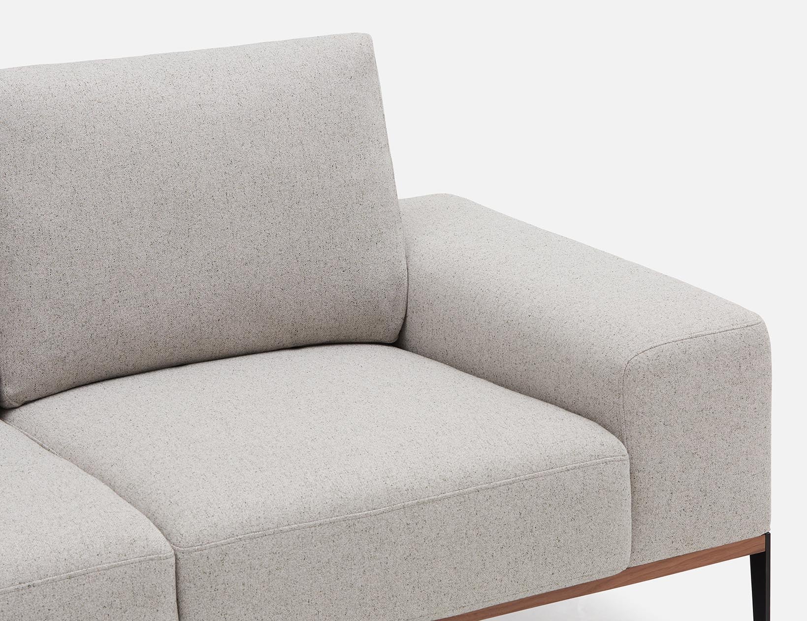 PRESTON loveseat undefined
