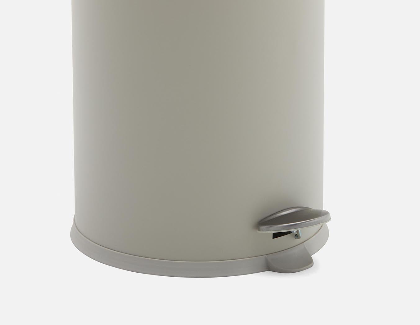 STRATO pedal waste bin 30 l undefined