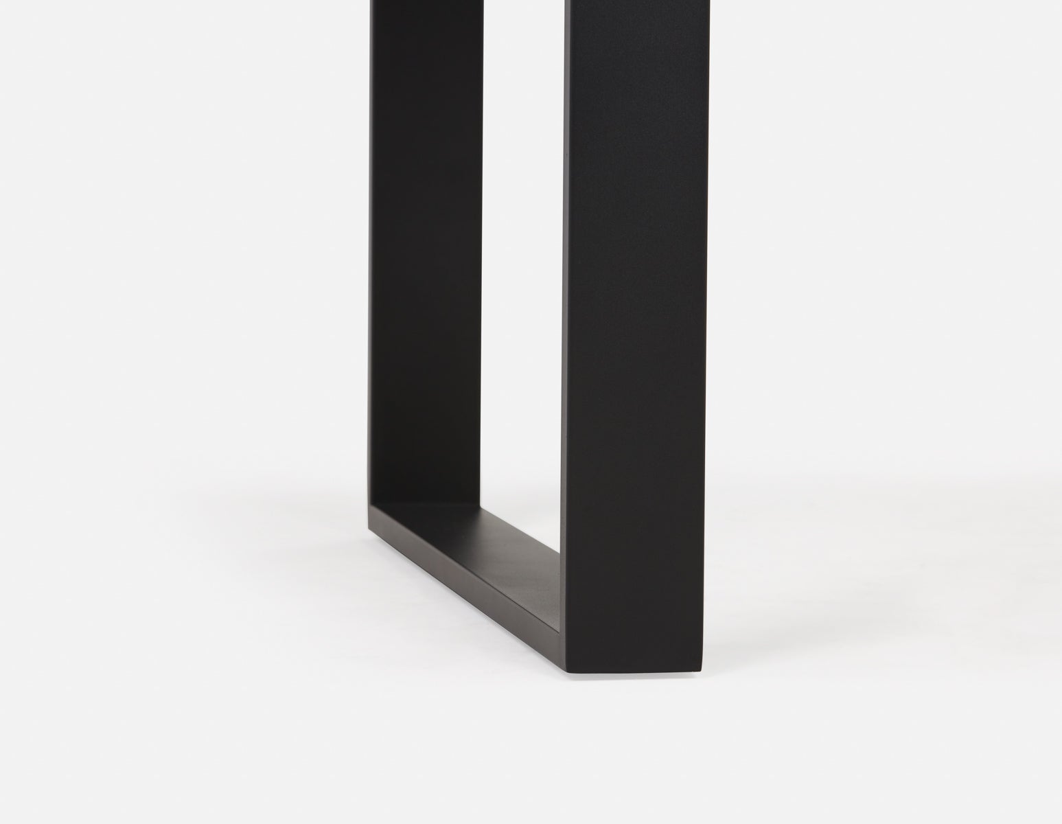KIERA modern dining table 180cm undefined
