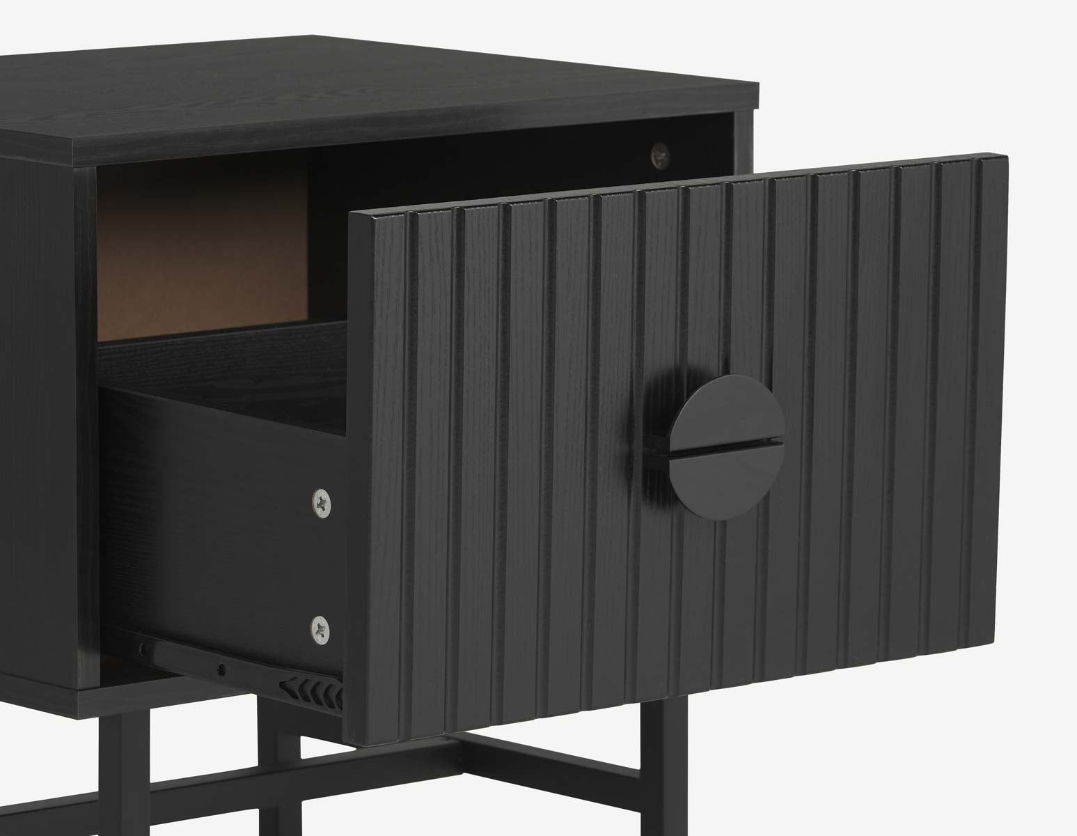 MONTANA end table undefined