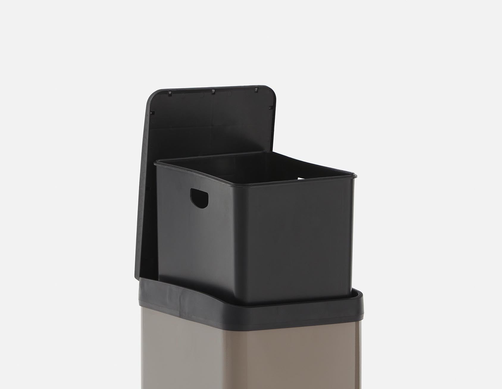 ALTO stainless steel pedal waste bin 30 l undefined