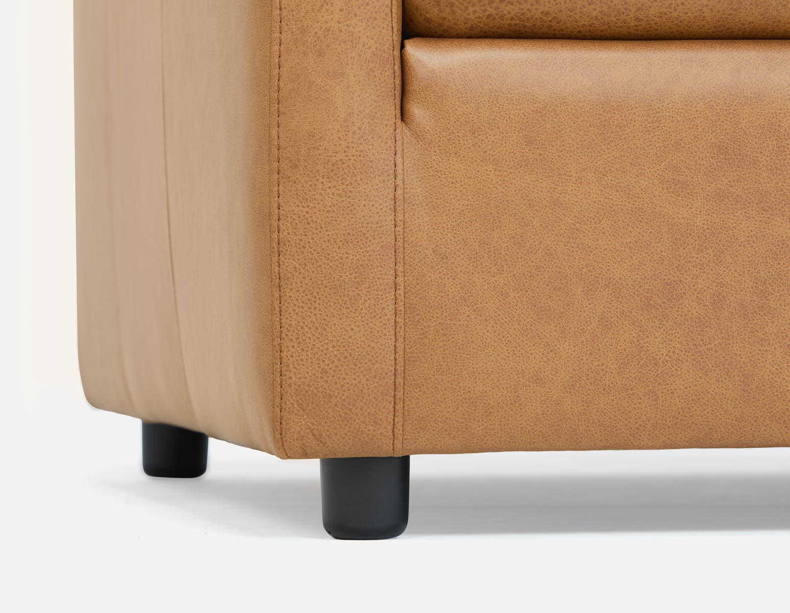 LIMA fauteuil moderne 100% cuir undefined