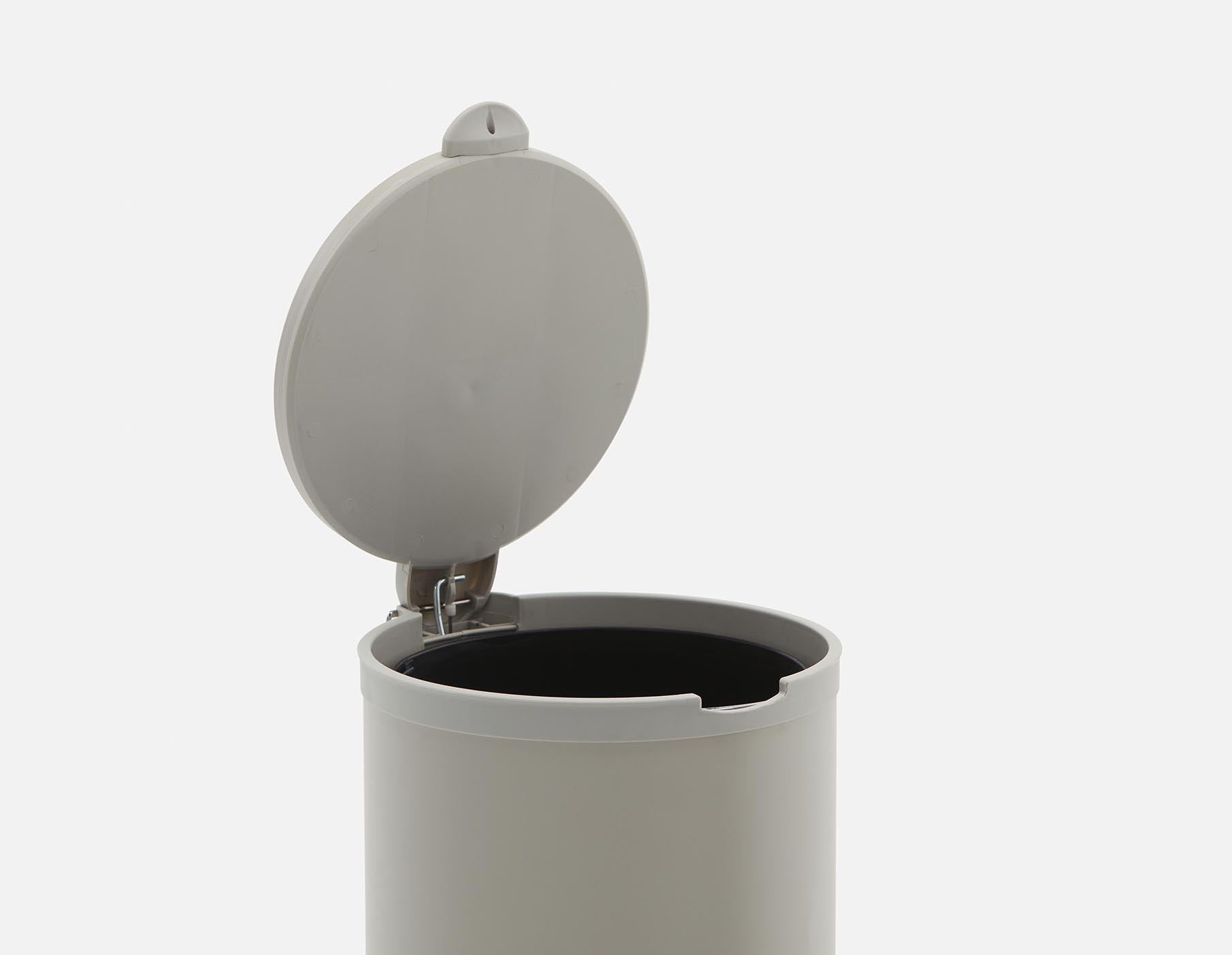 STRATO pedal waste bin 30 l undefined