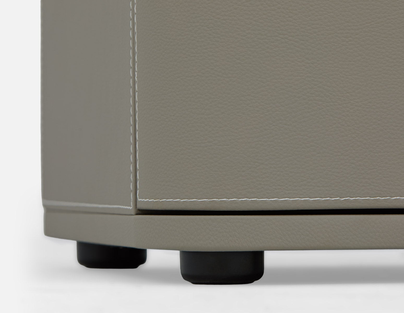 GAEL contemporary 3-drawer nightstand undefined