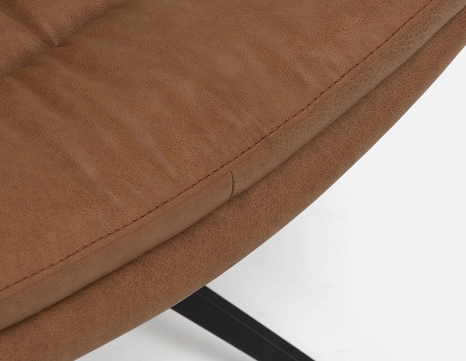 DORADA 100% leather swivel armchair undefined